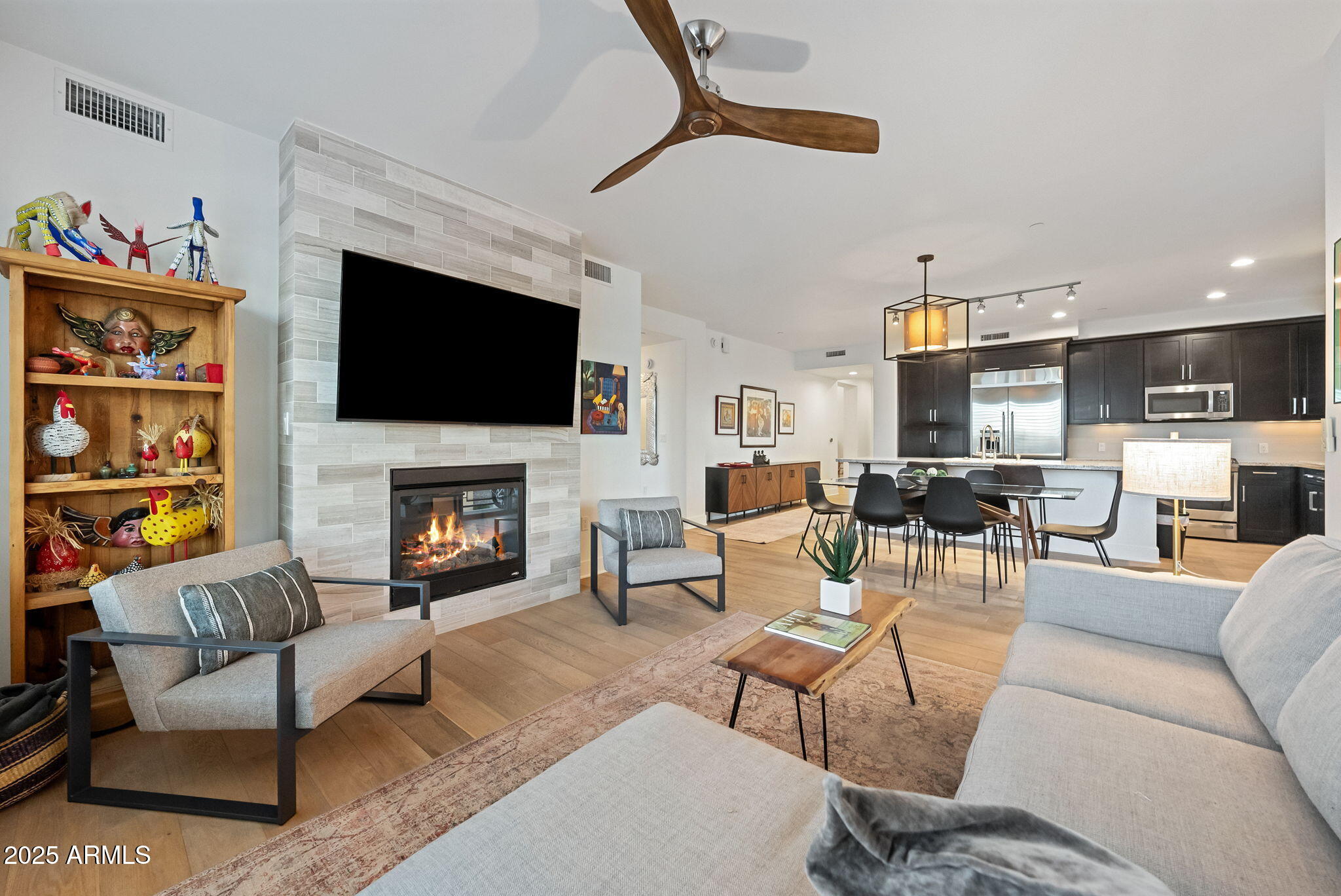 4803 N WOODMERE FAIRWAY -- # 2002