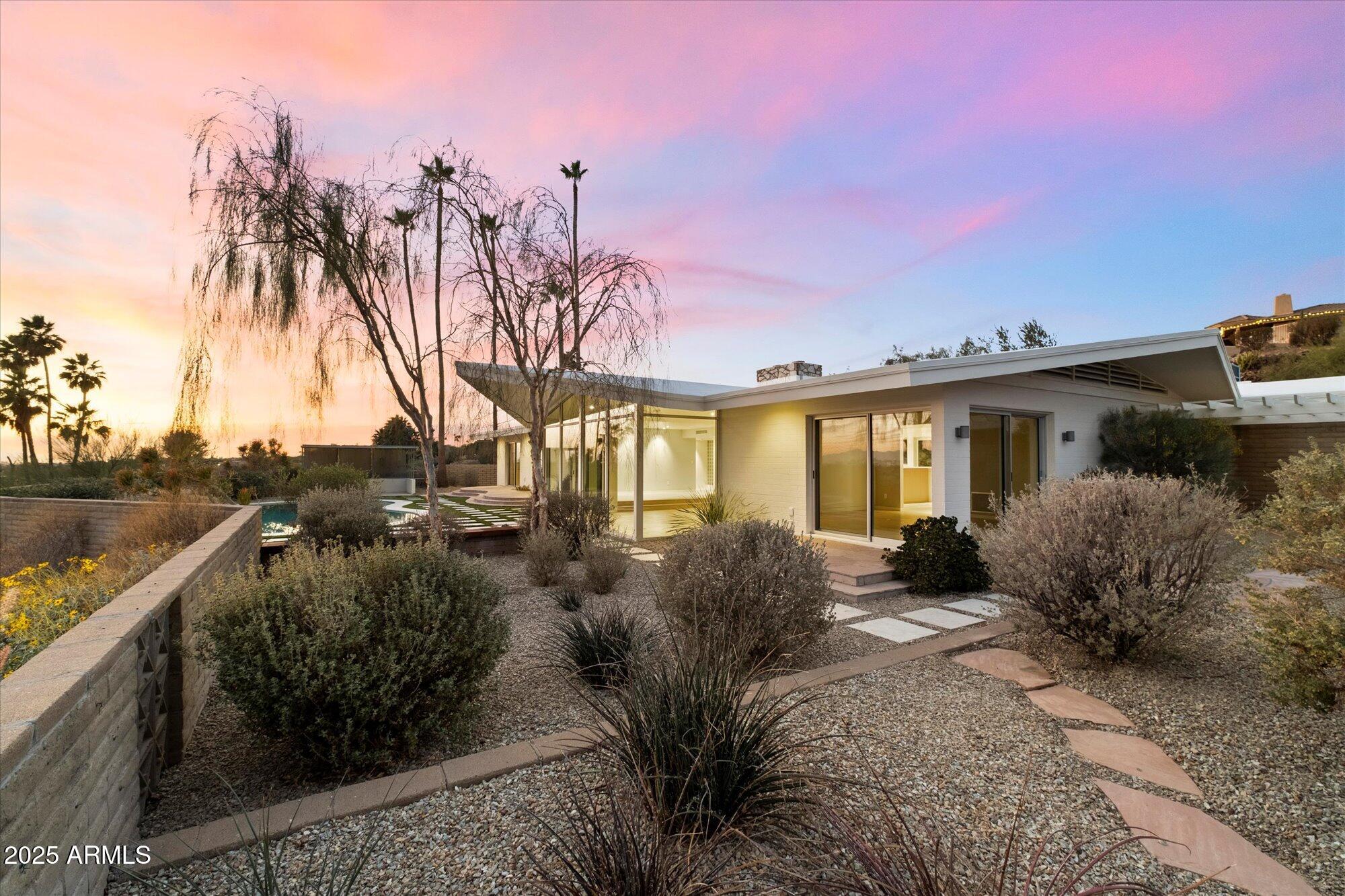 4222 E McDonald Drive
