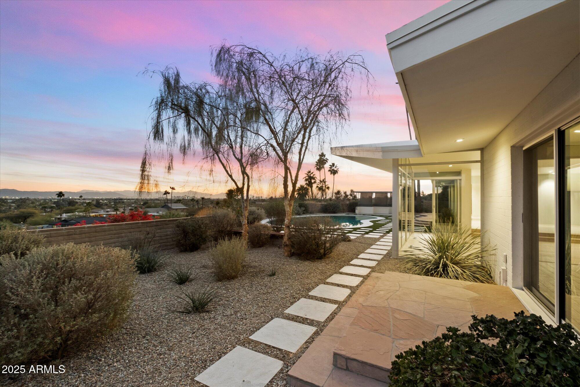 4222 E McDonald Drive