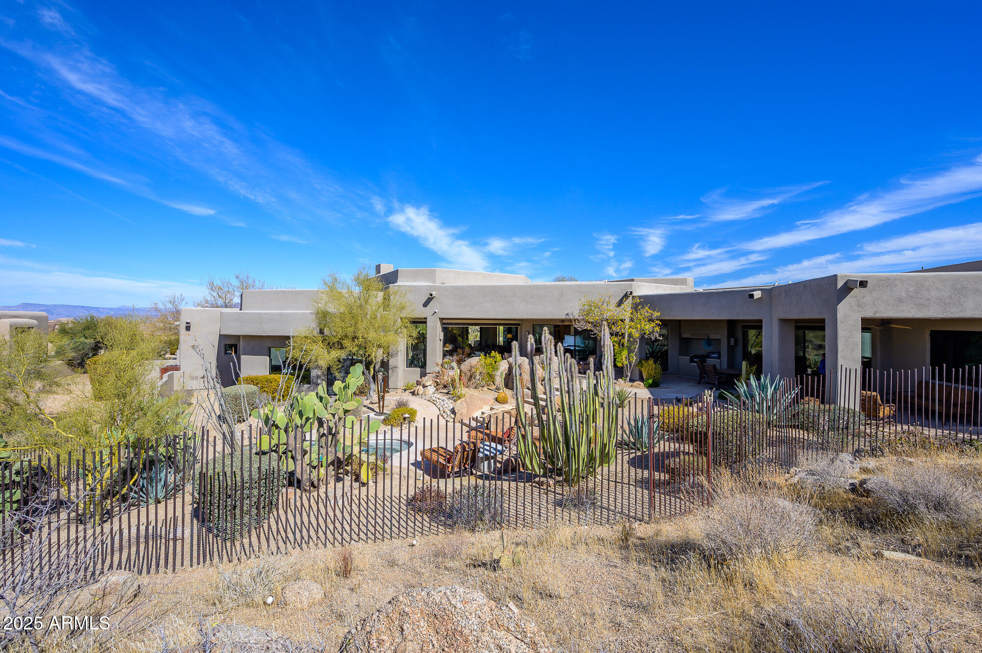 10567 E MARK Lane