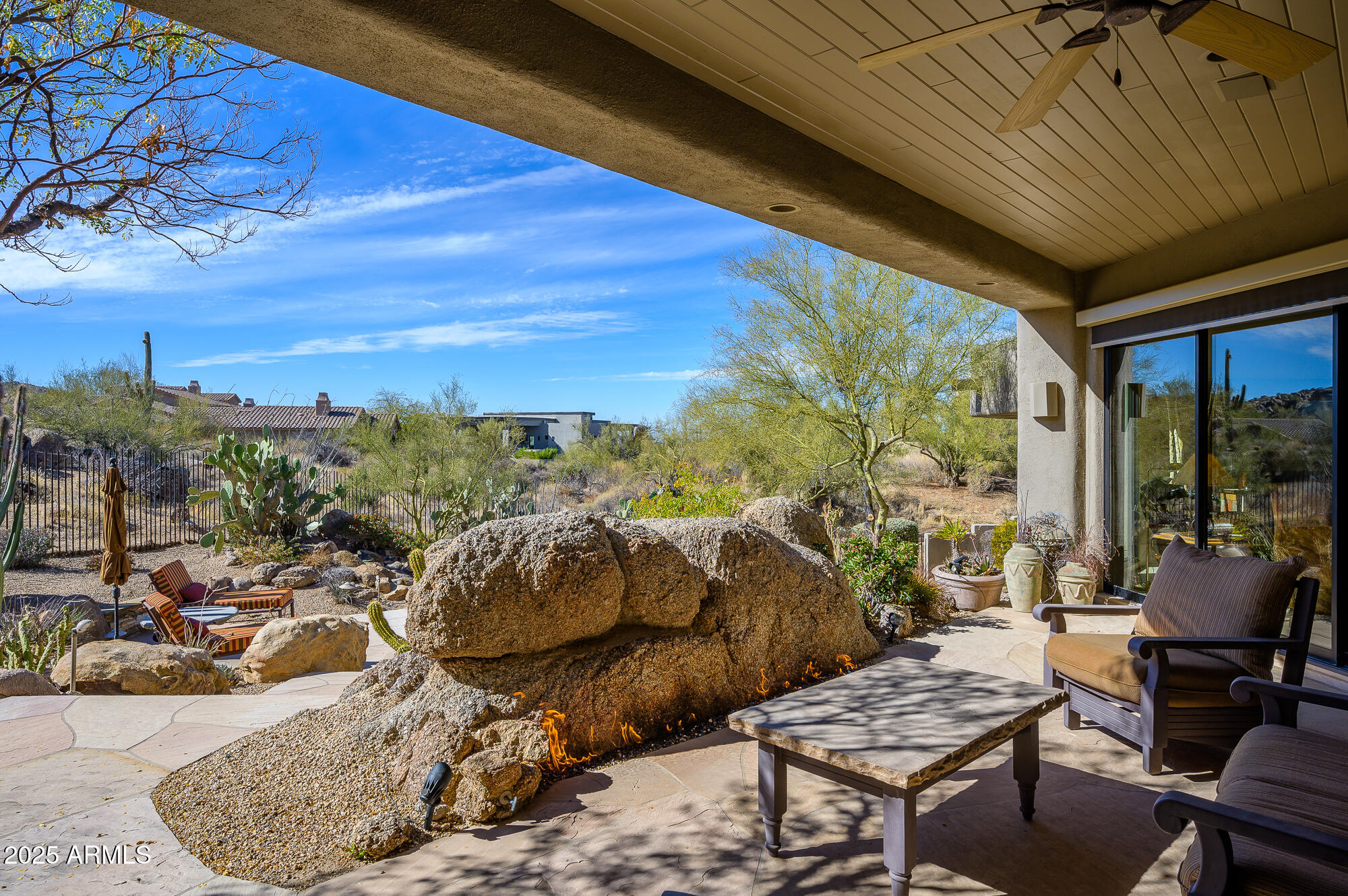 10567 E MARK Lane
