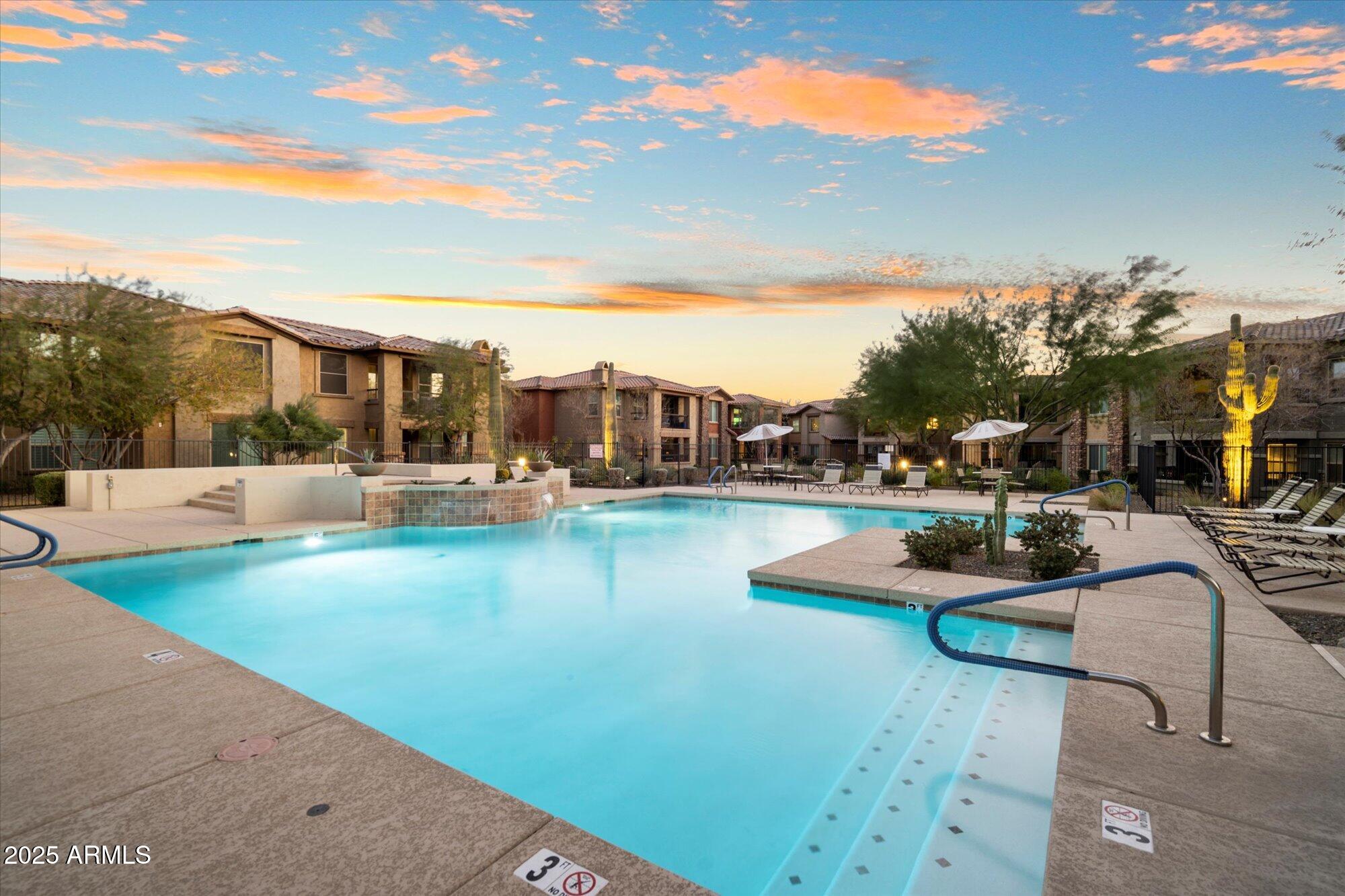 2425 W BRONCO BUTTE Trail # 2037
