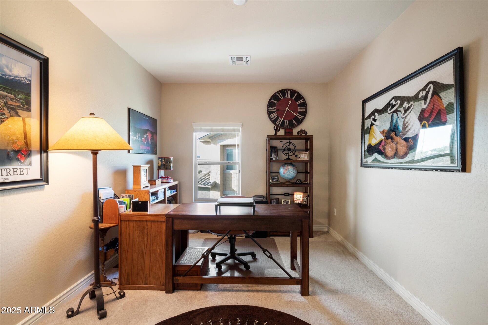 2425 W BRONCO BUTTE Trail # 2037