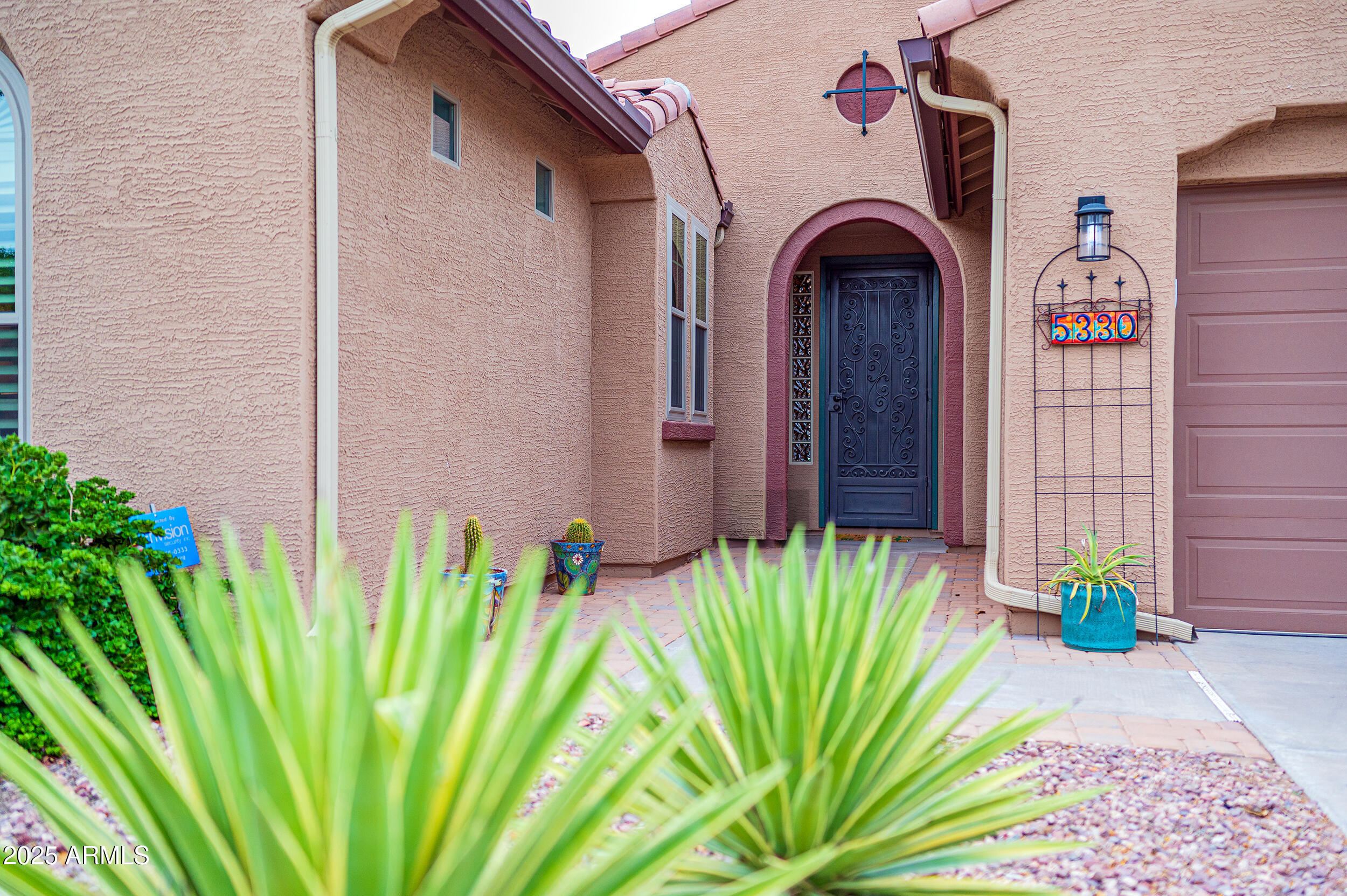 5330 W Coles Road
