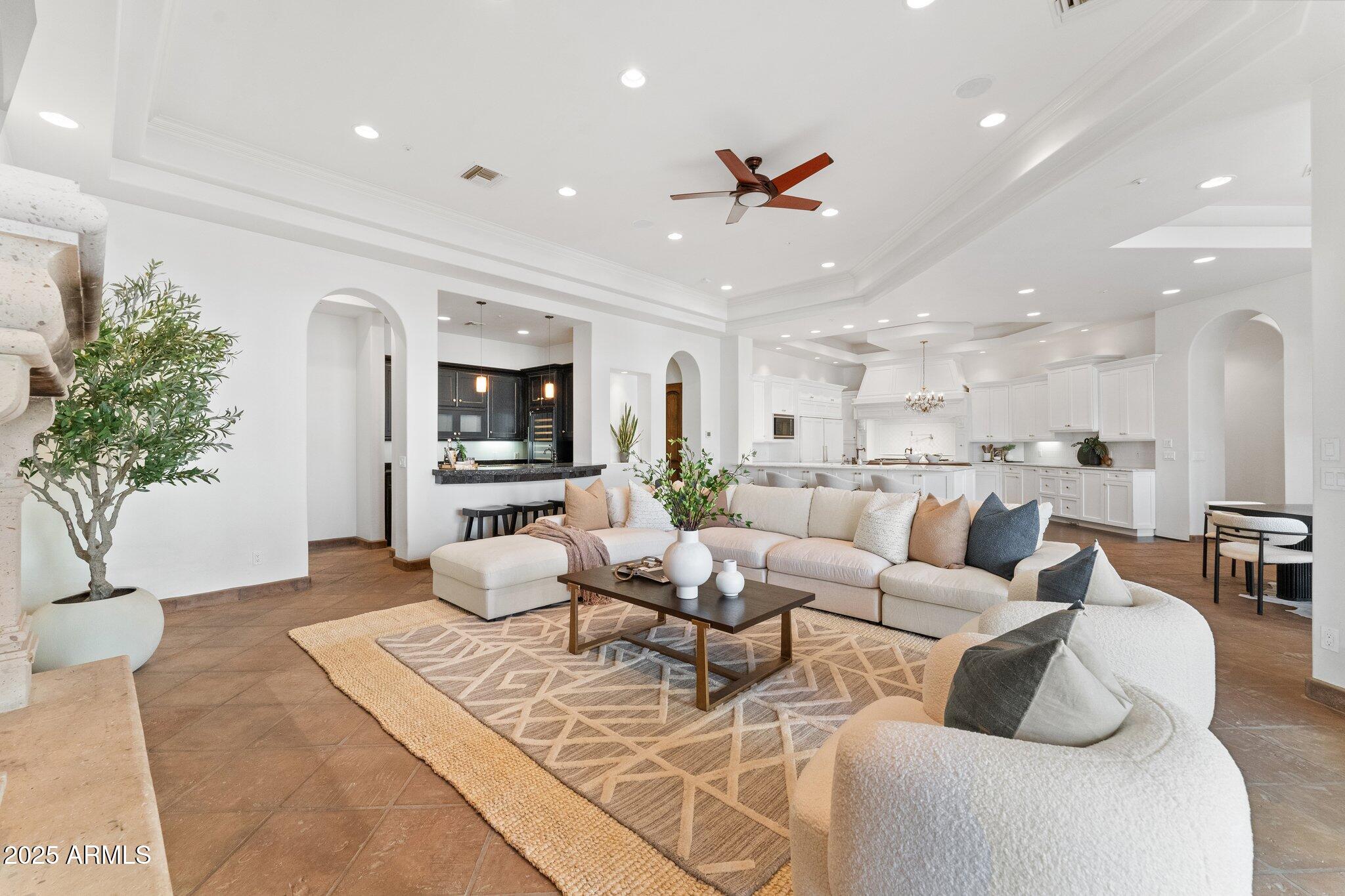 7635 E POINSETTIA Drive