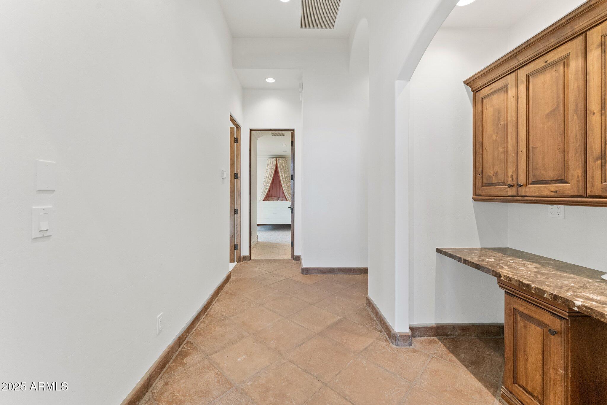 7635 E POINSETTIA Drive