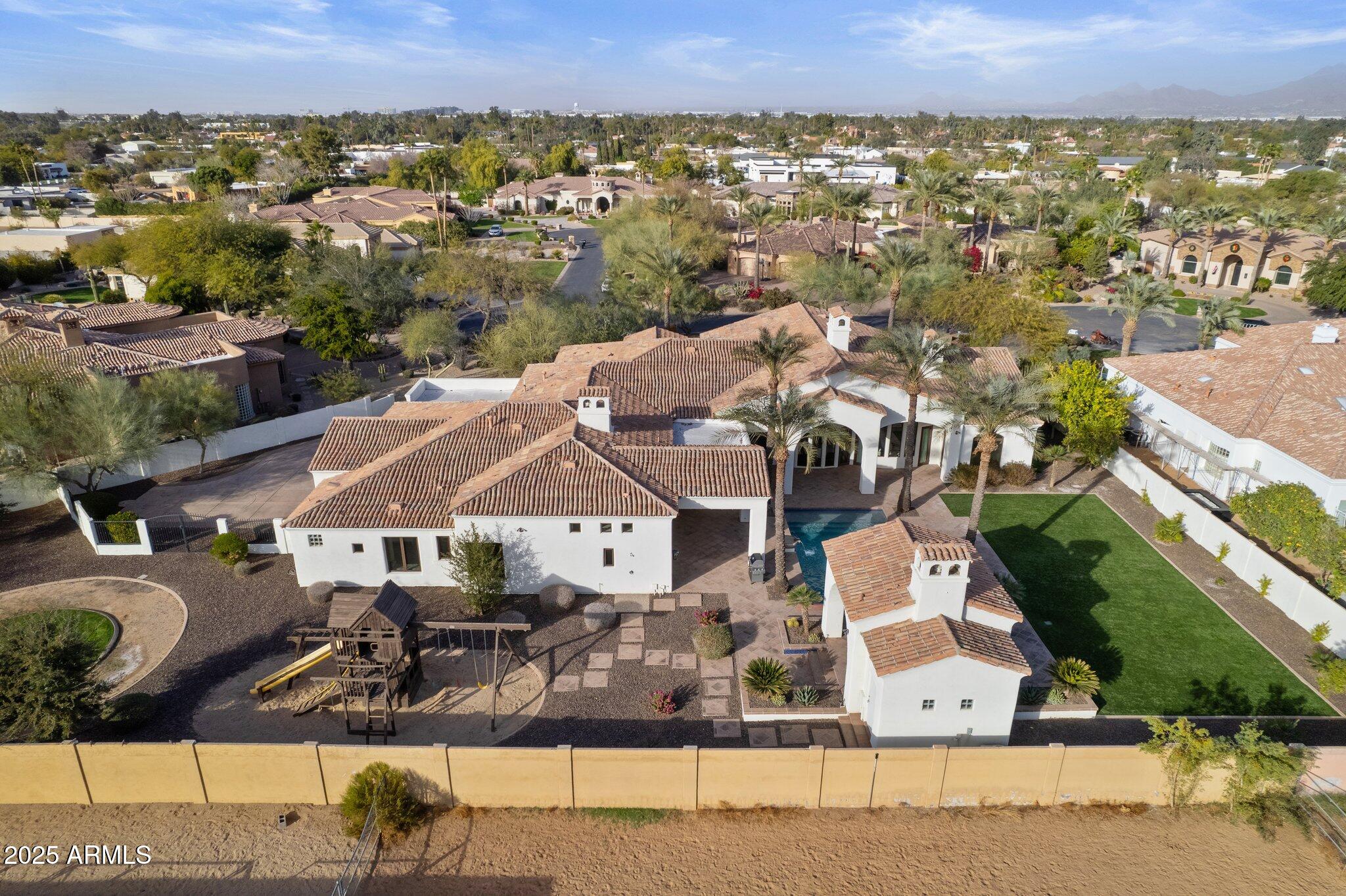 7635 E POINSETTIA Drive