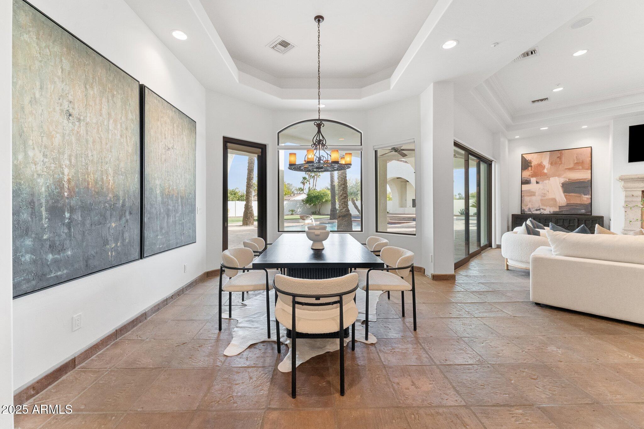 7635 E POINSETTIA Drive