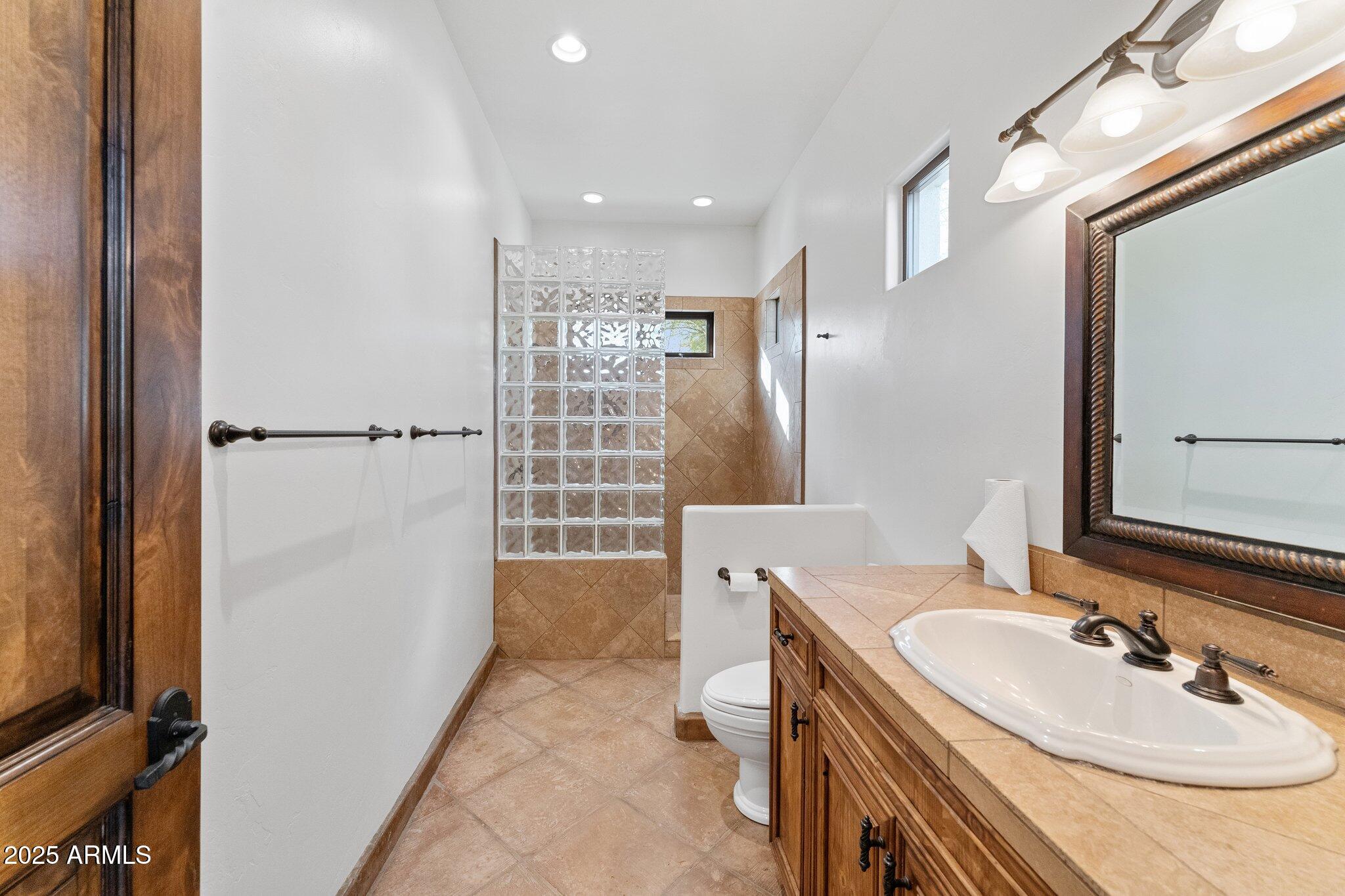 7635 E POINSETTIA Drive