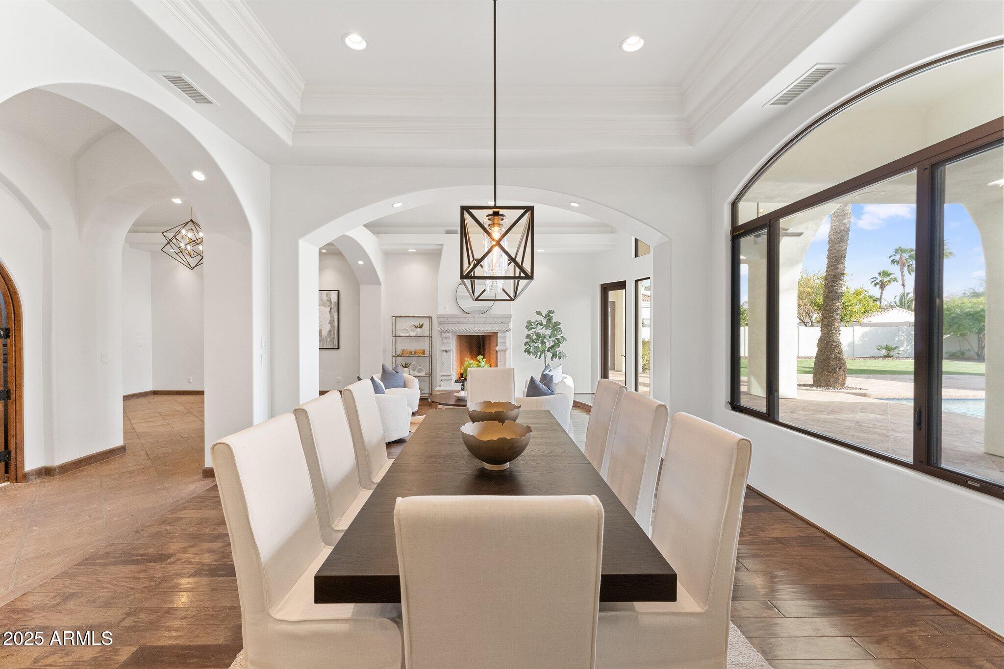 7635 E POINSETTIA Drive