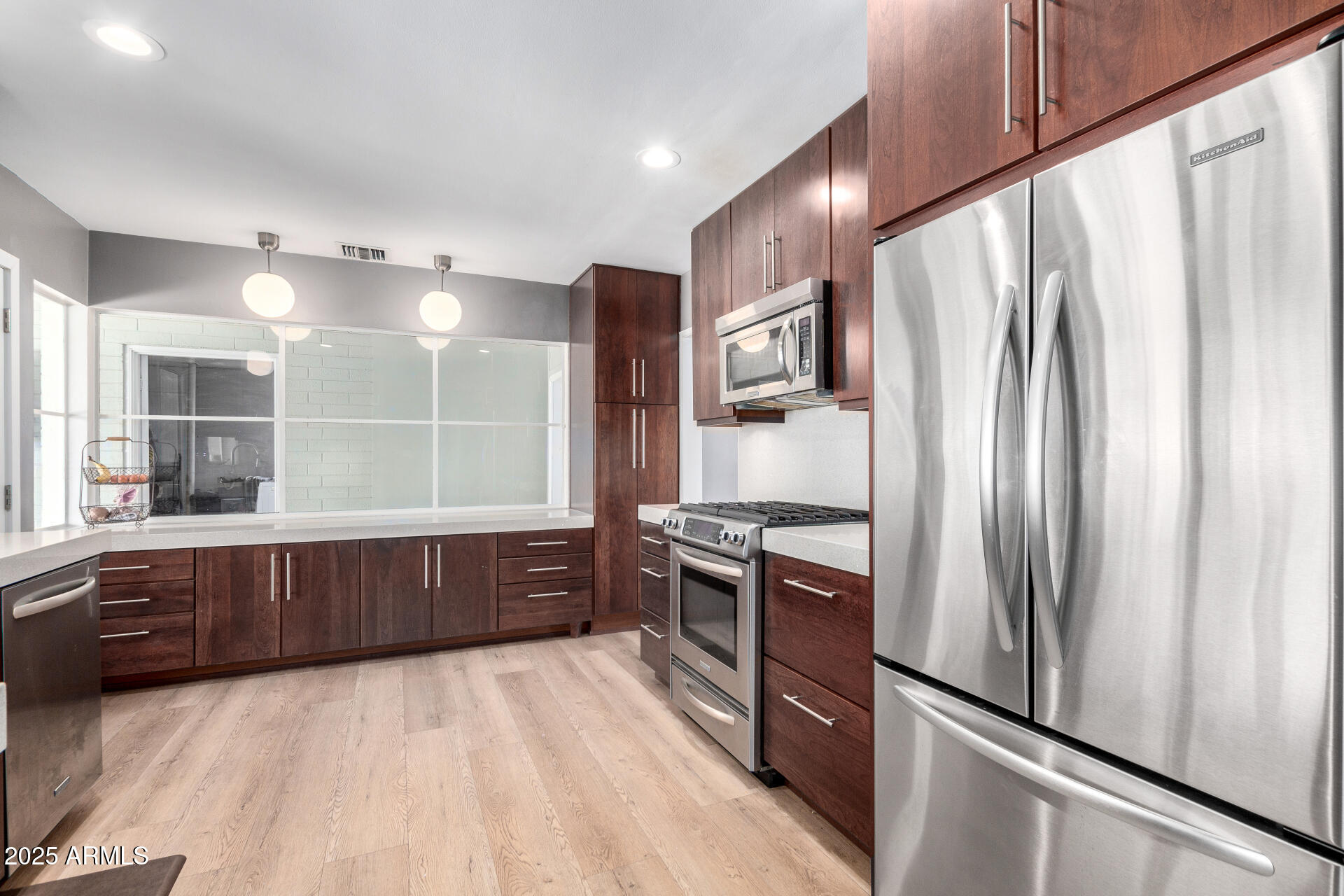 2808 N GRANITE REEF Road