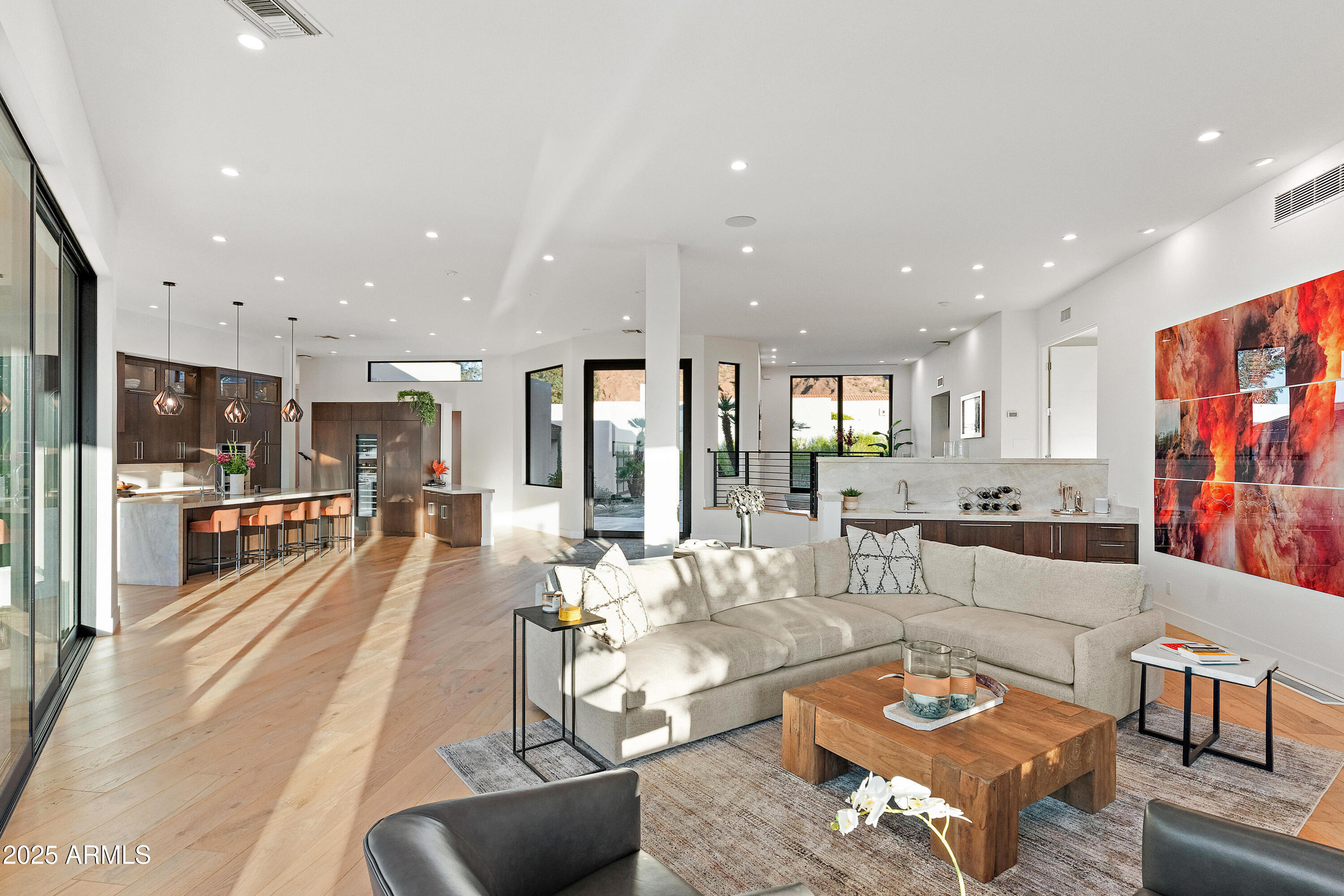 5724 N ECHO CANYON Drive