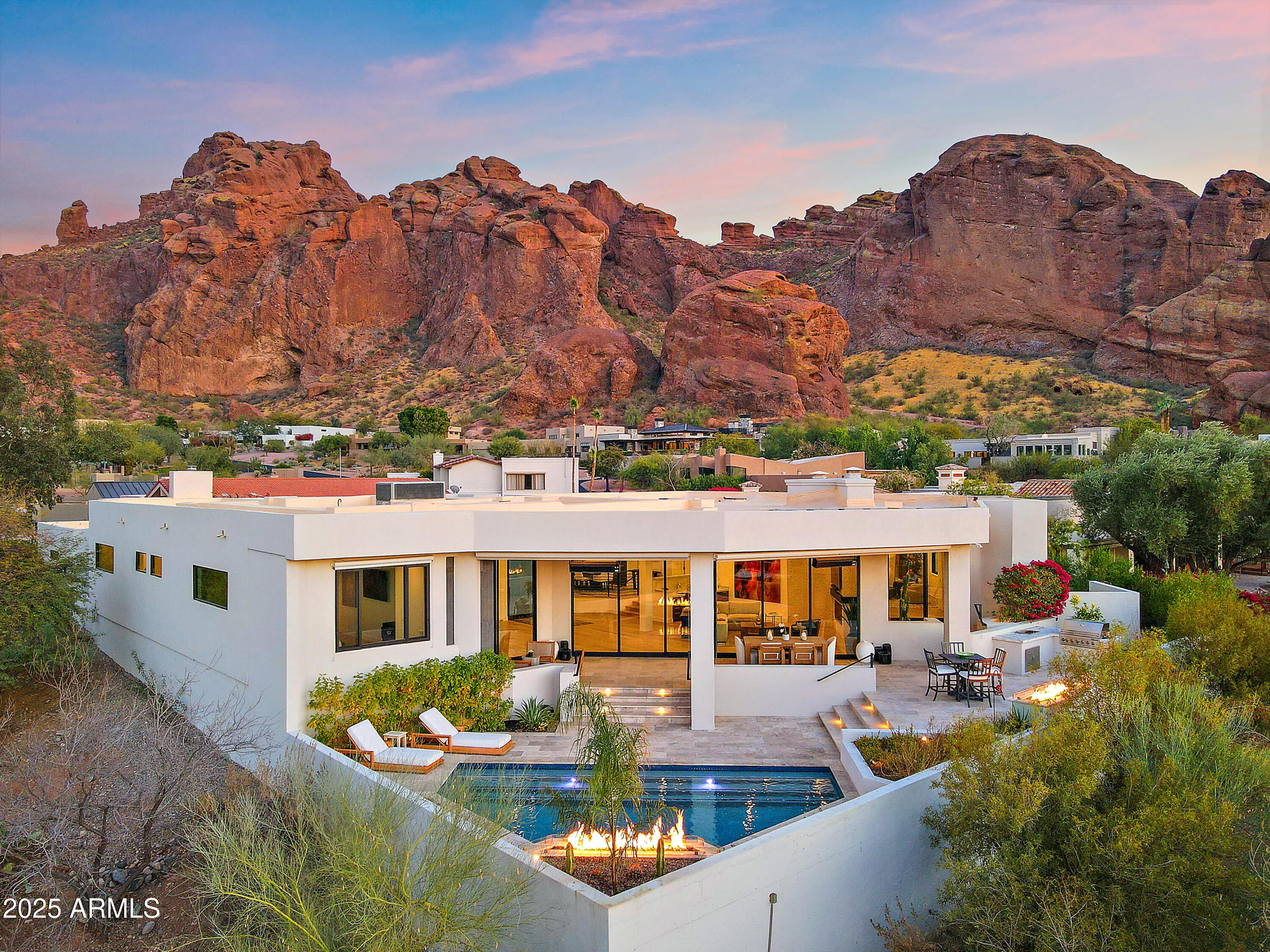 5724 N ECHO CANYON Drive