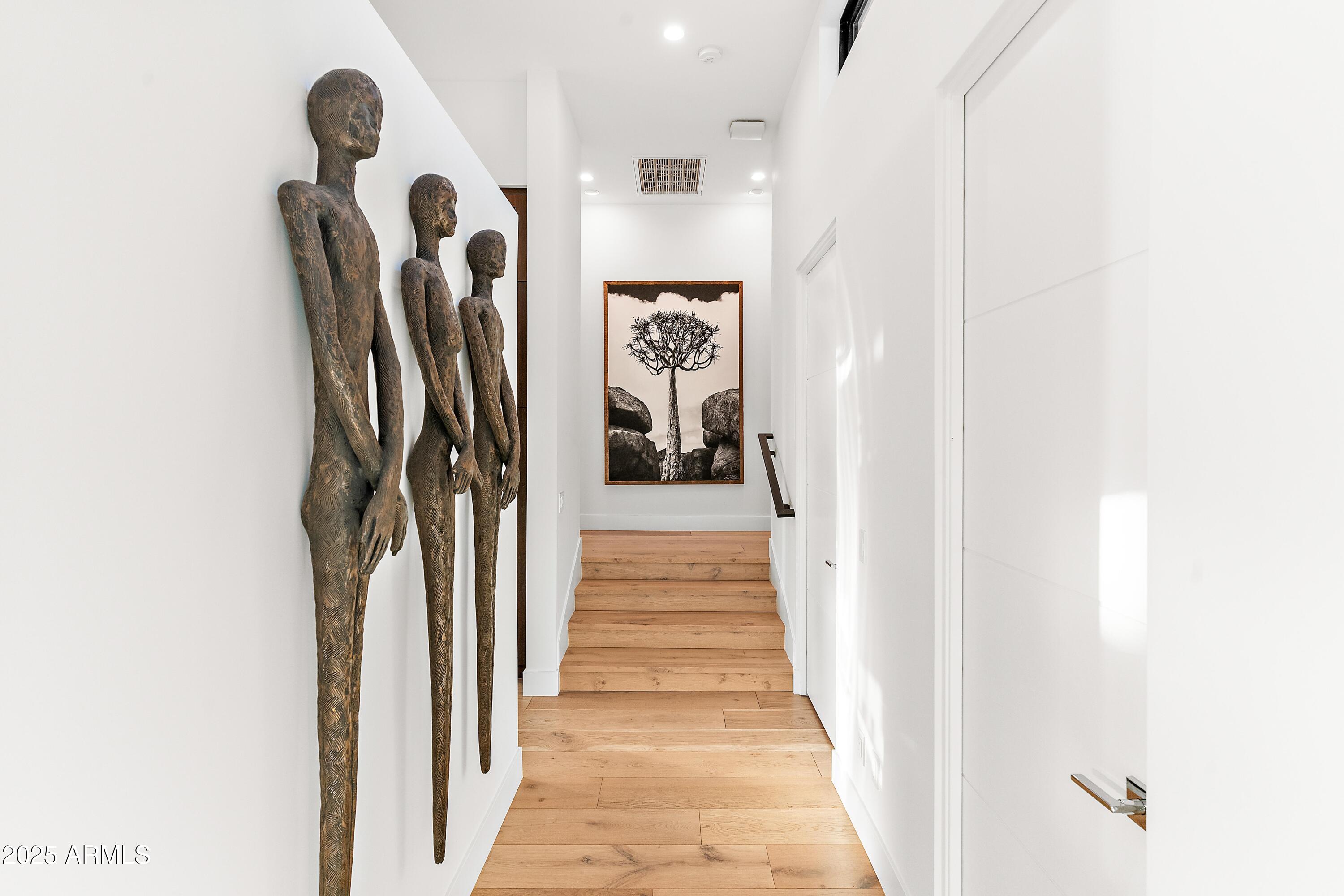 5724 N ECHO CANYON Drive