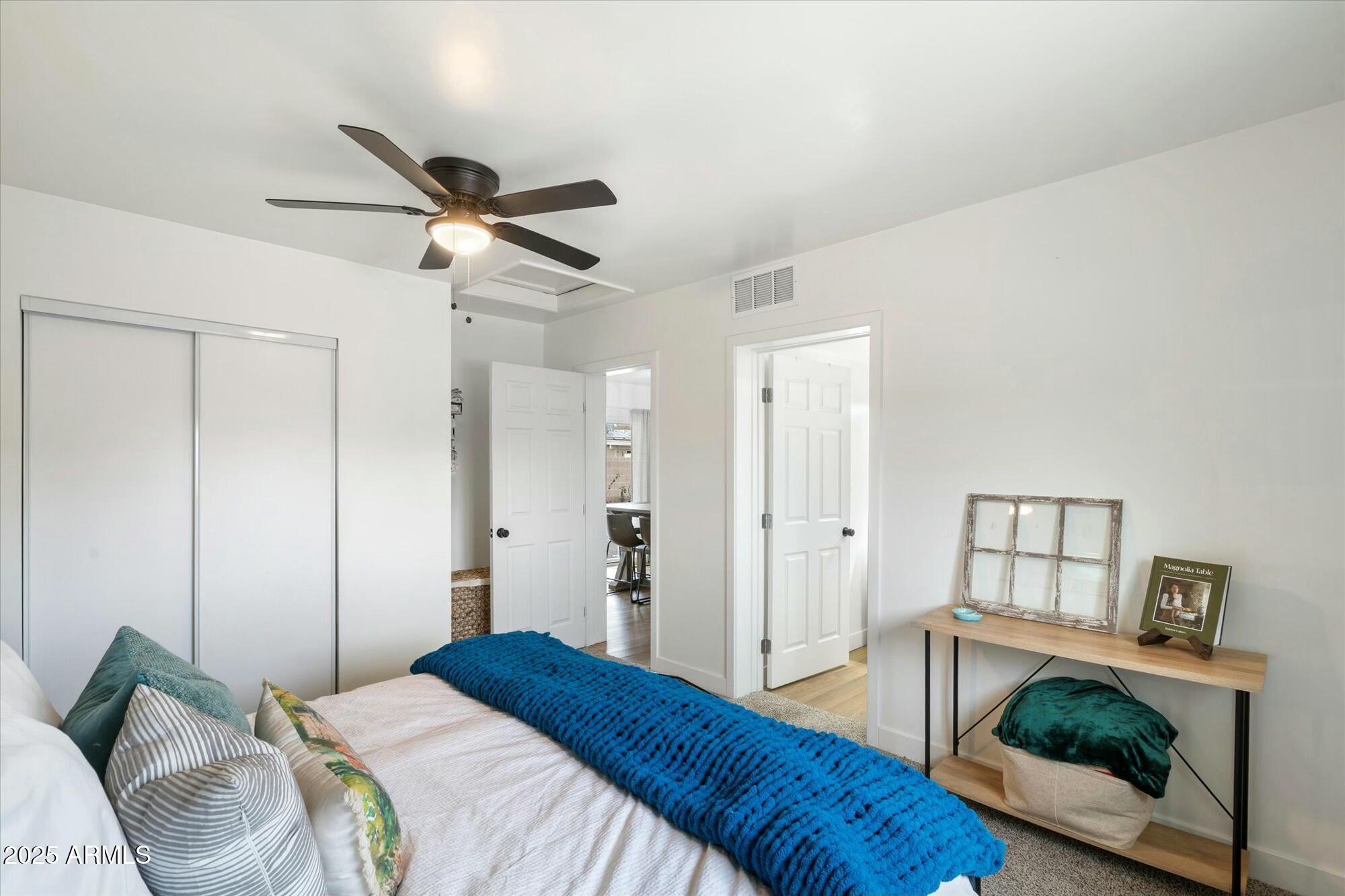 1504 W 6TH Street