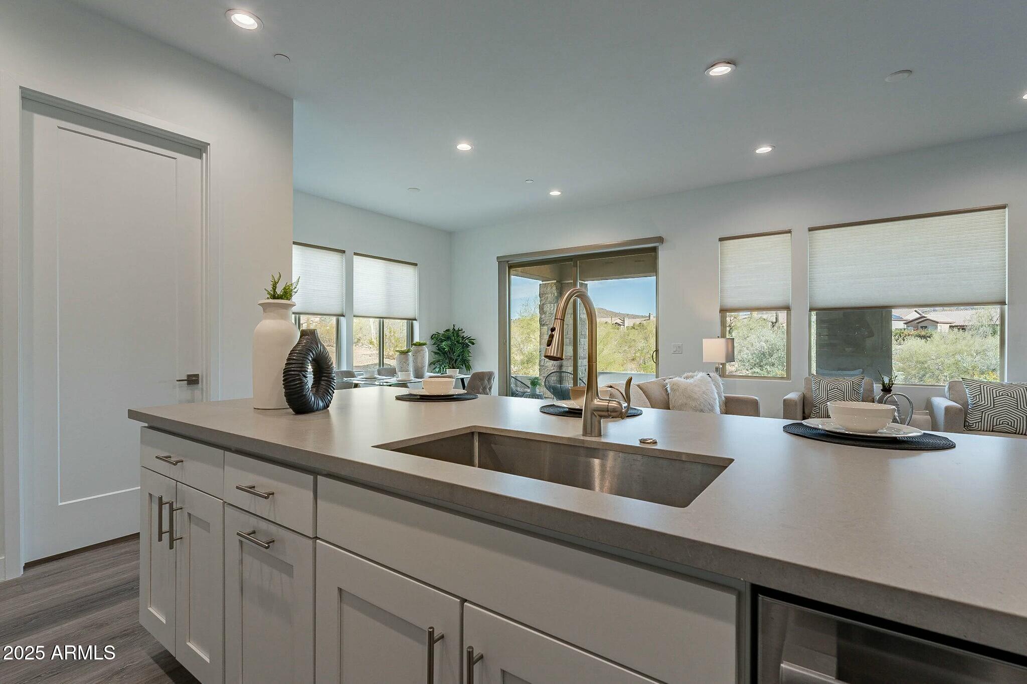 11673 N 136th Street # 1013