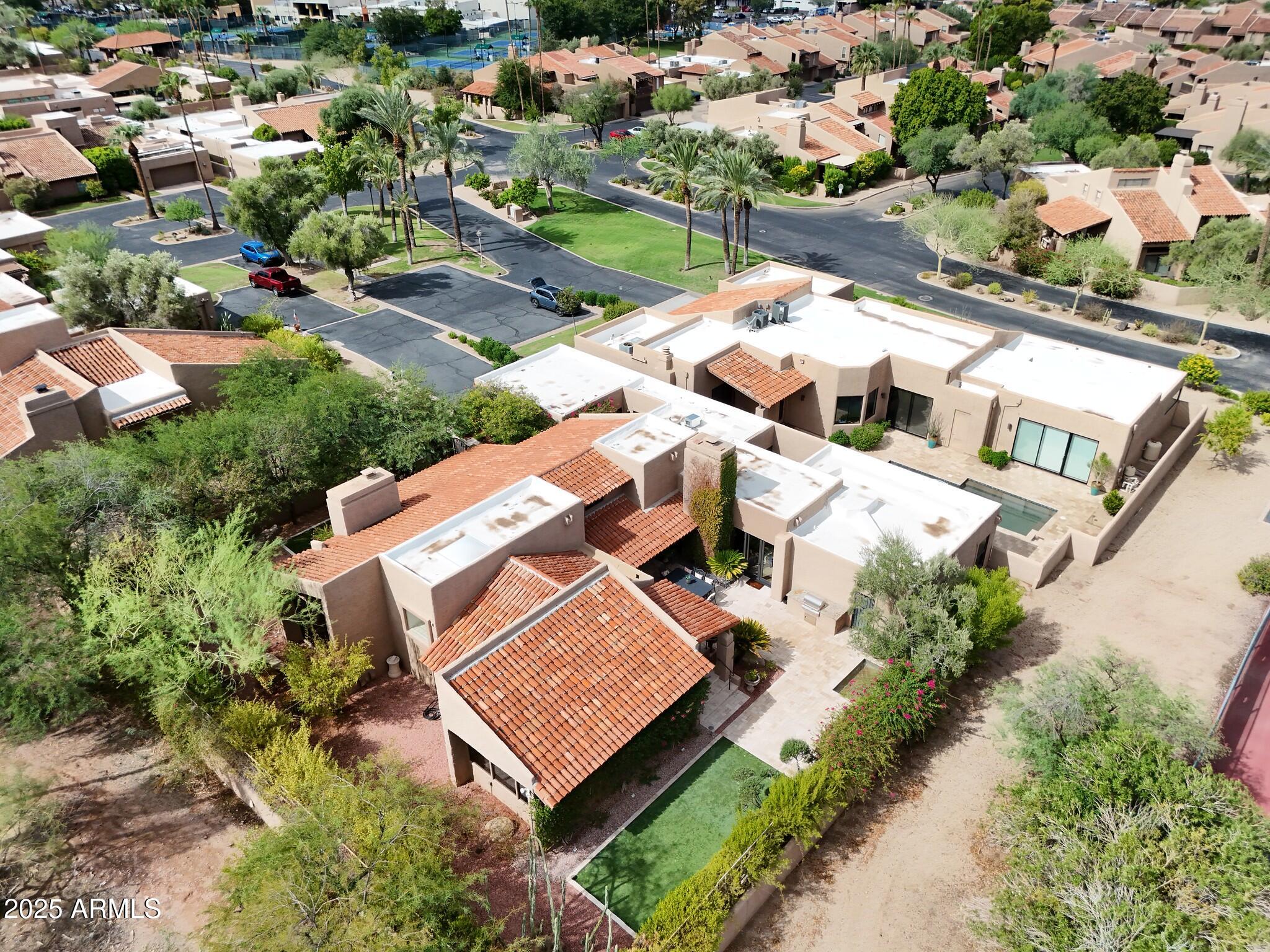 4448 E CAMELBACK Road # 16