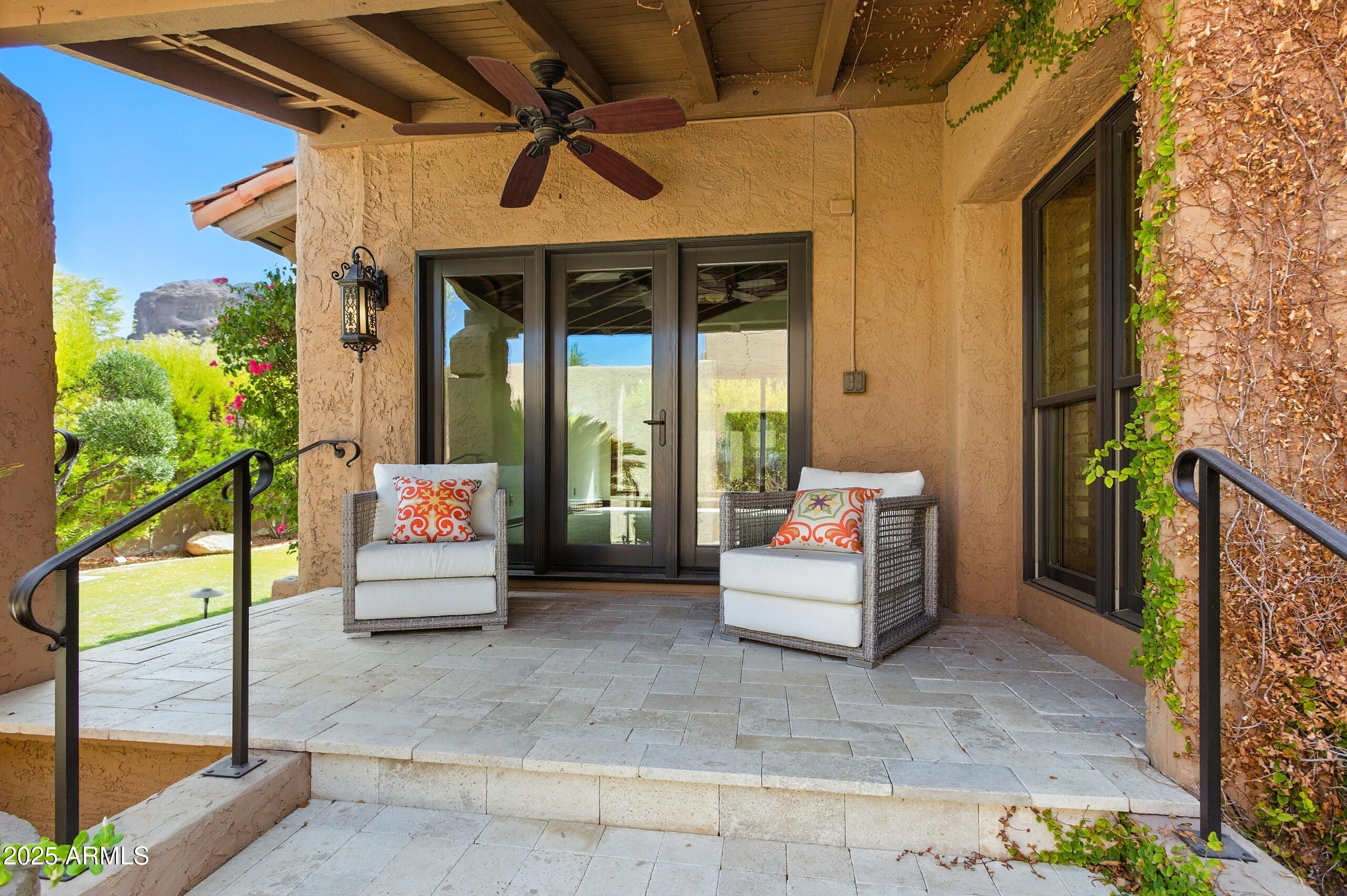 4448 E CAMELBACK Road # 16