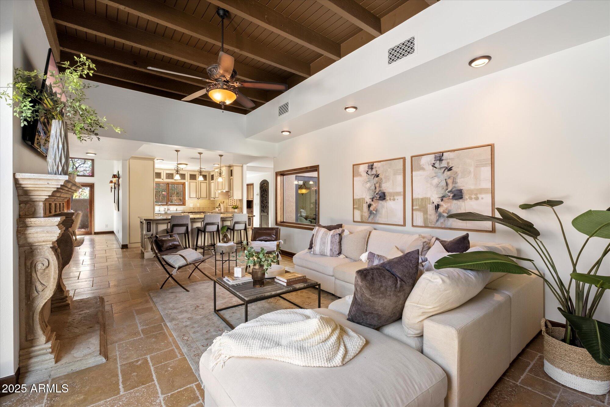 4448 E CAMELBACK Road # 16
