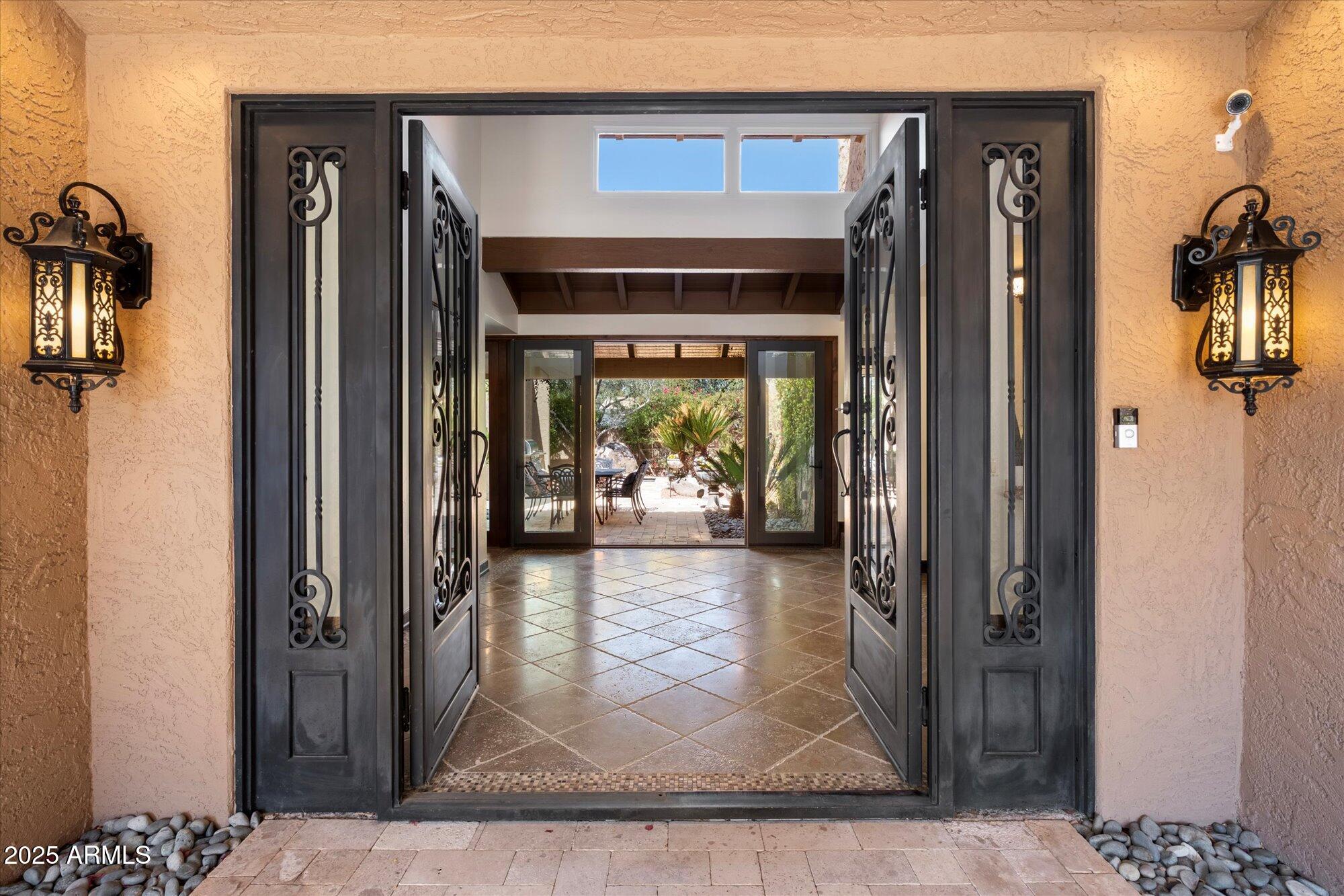 4448 E CAMELBACK Road # 16