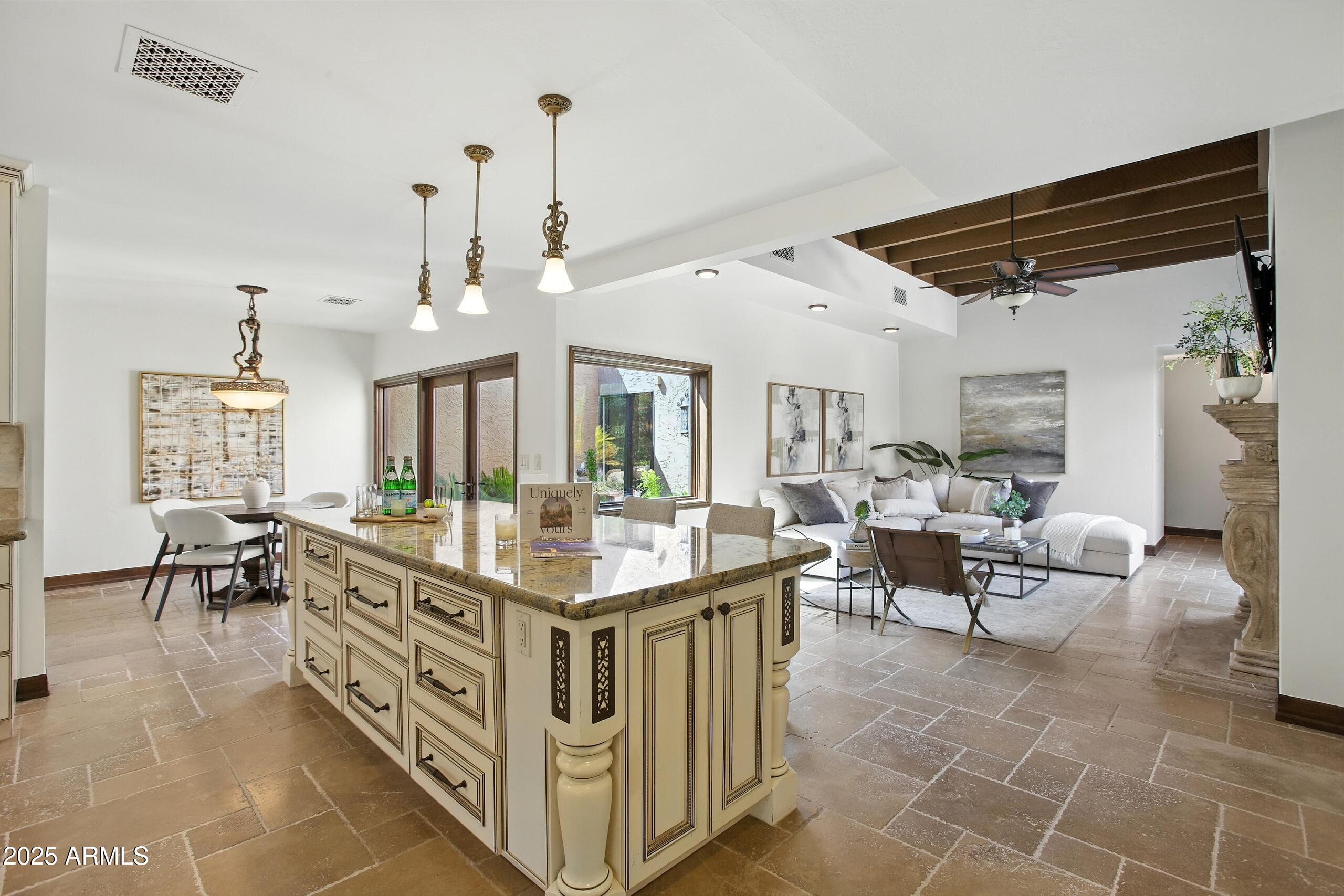 4448 E CAMELBACK Road # 16