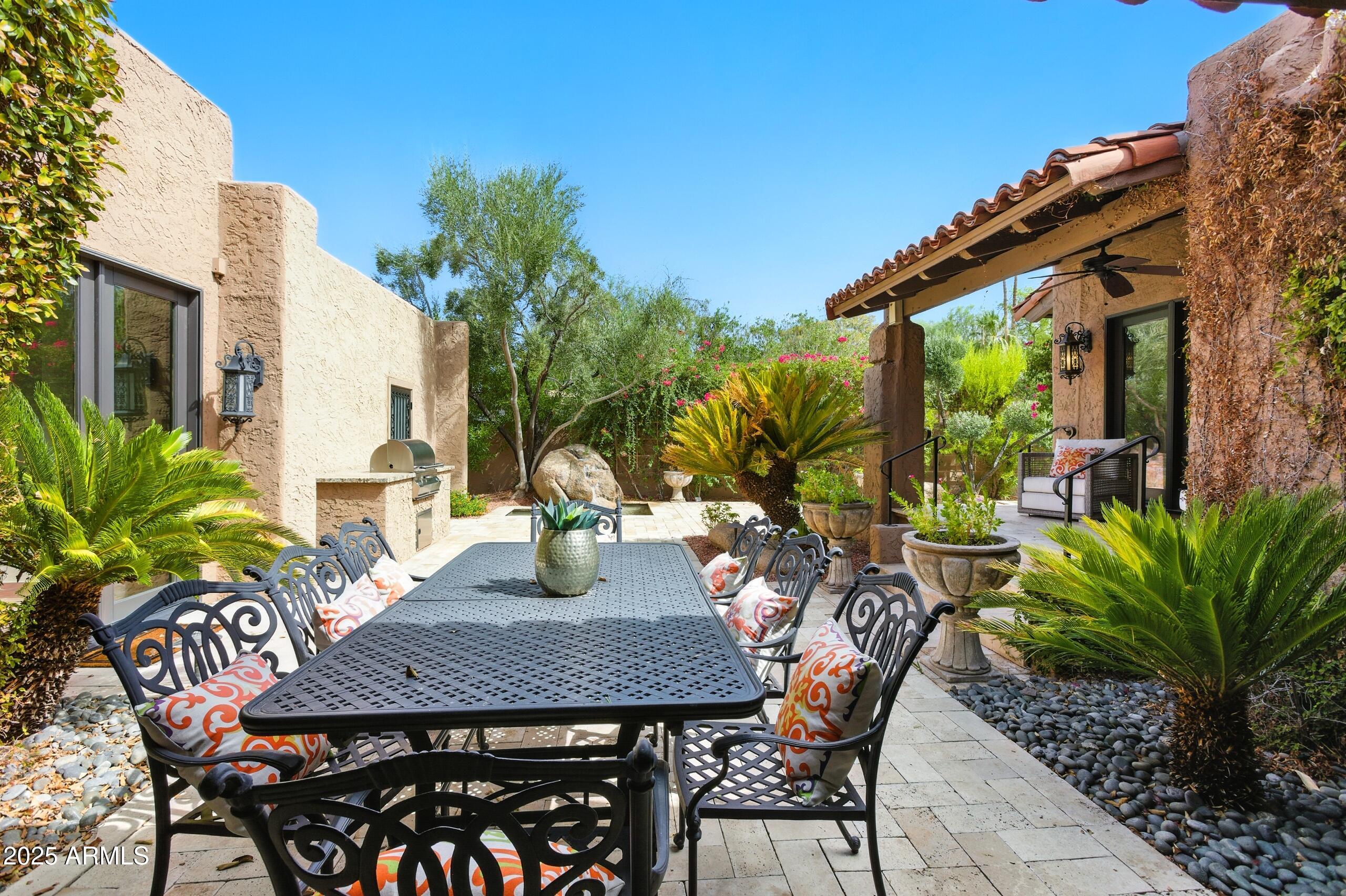 4448 E CAMELBACK Road # 16