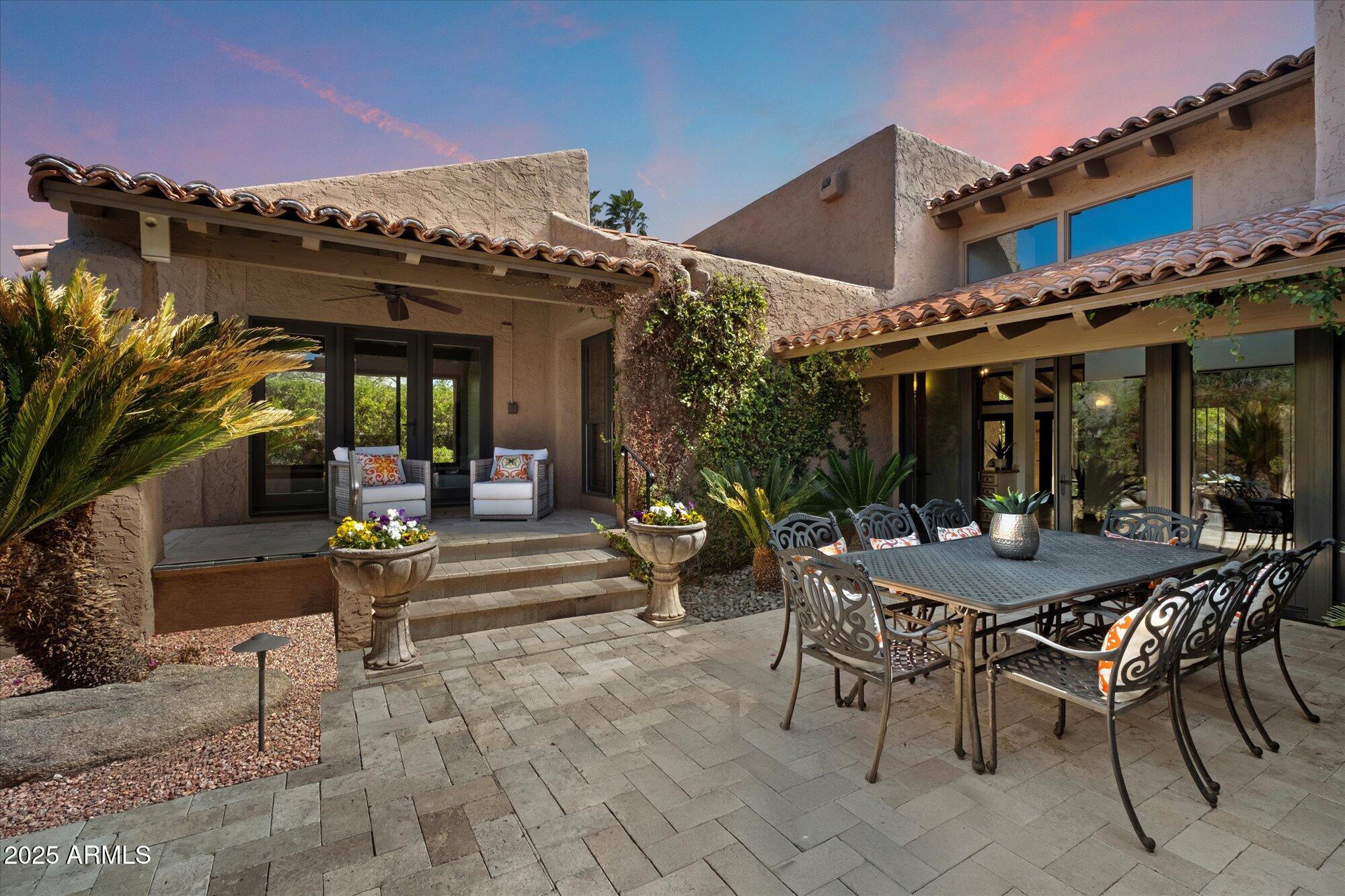 4448 E CAMELBACK Road # 16