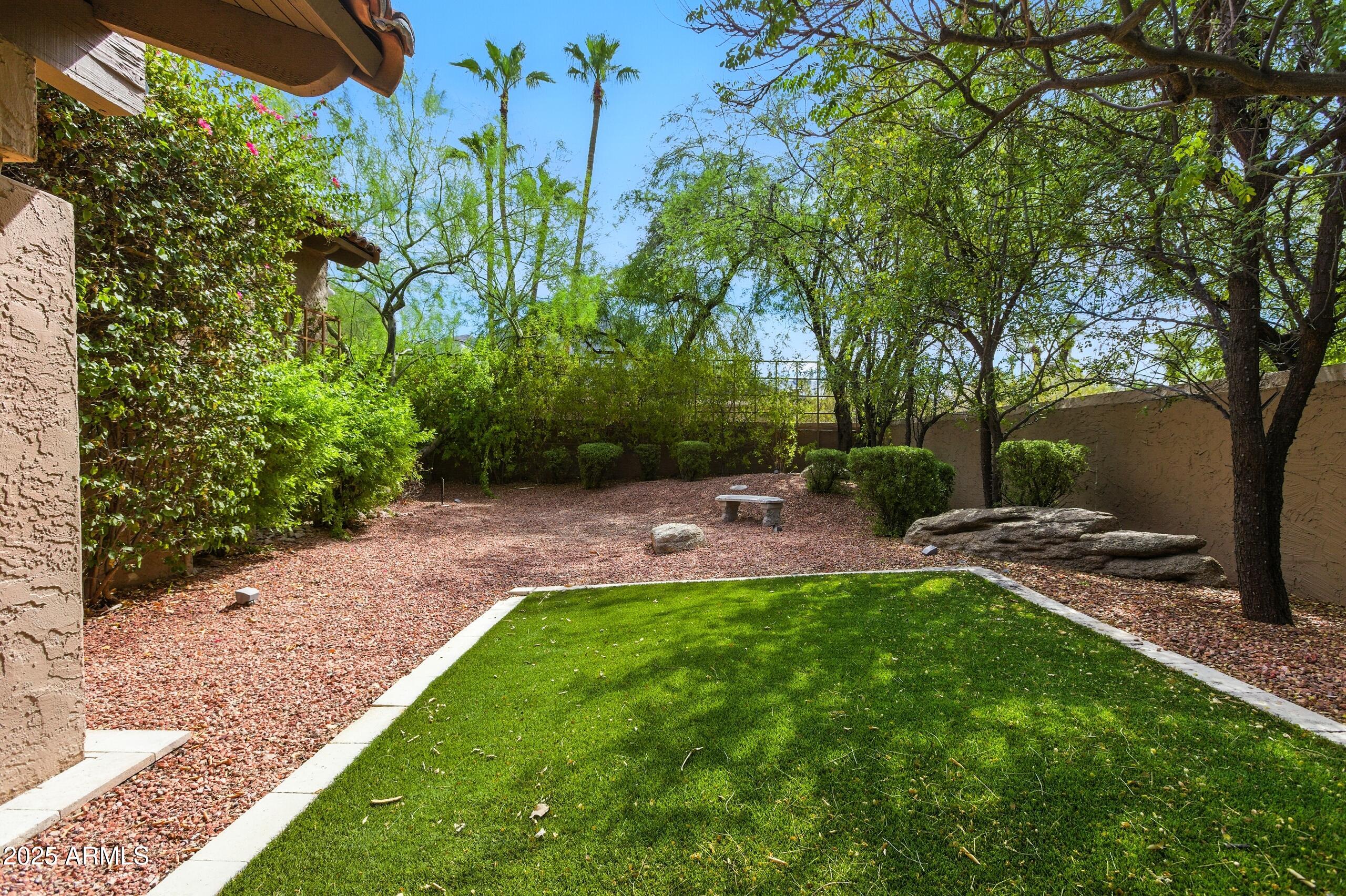 4448 E CAMELBACK Road # 16