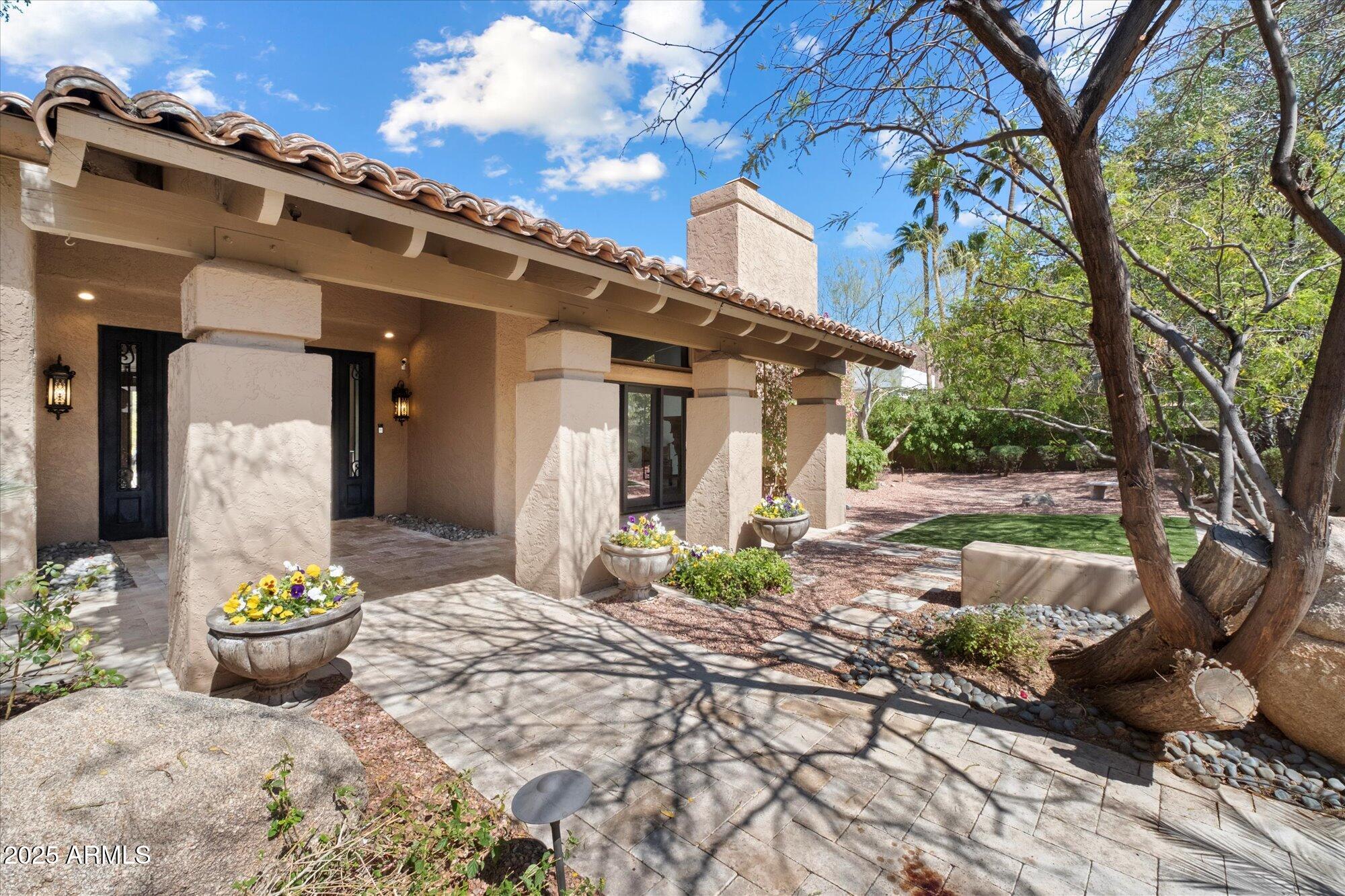 4448 E CAMELBACK Road # 16