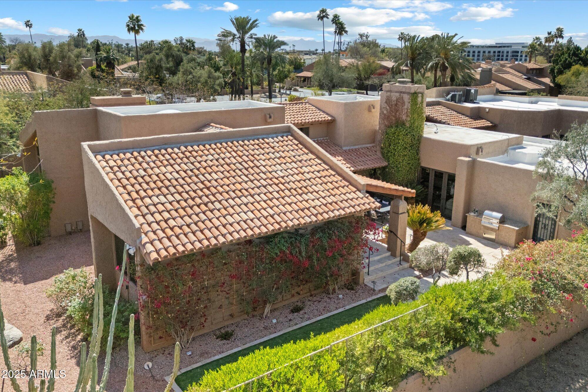 4448 E CAMELBACK Road # 16