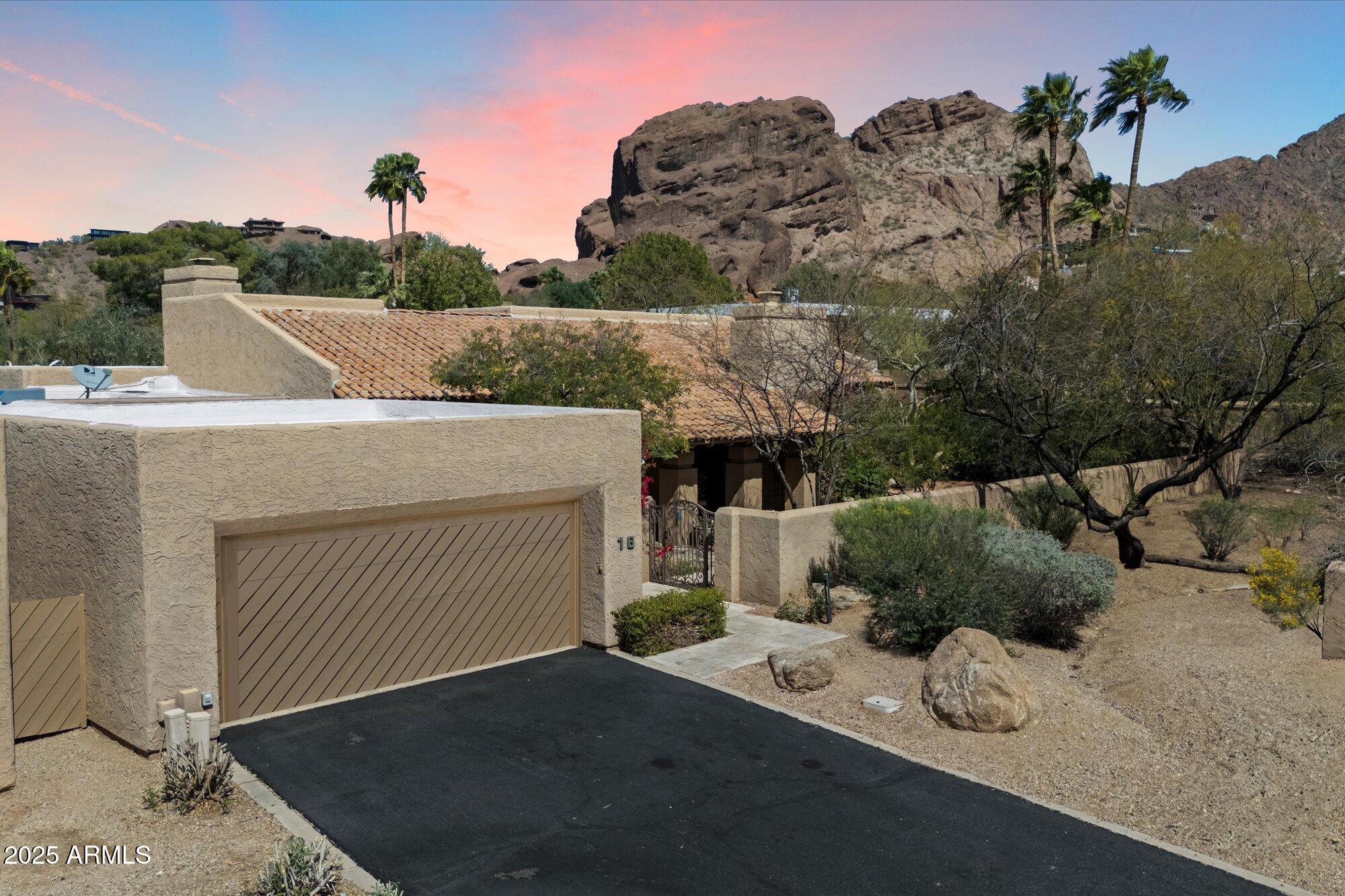 4448 E CAMELBACK Road # 16