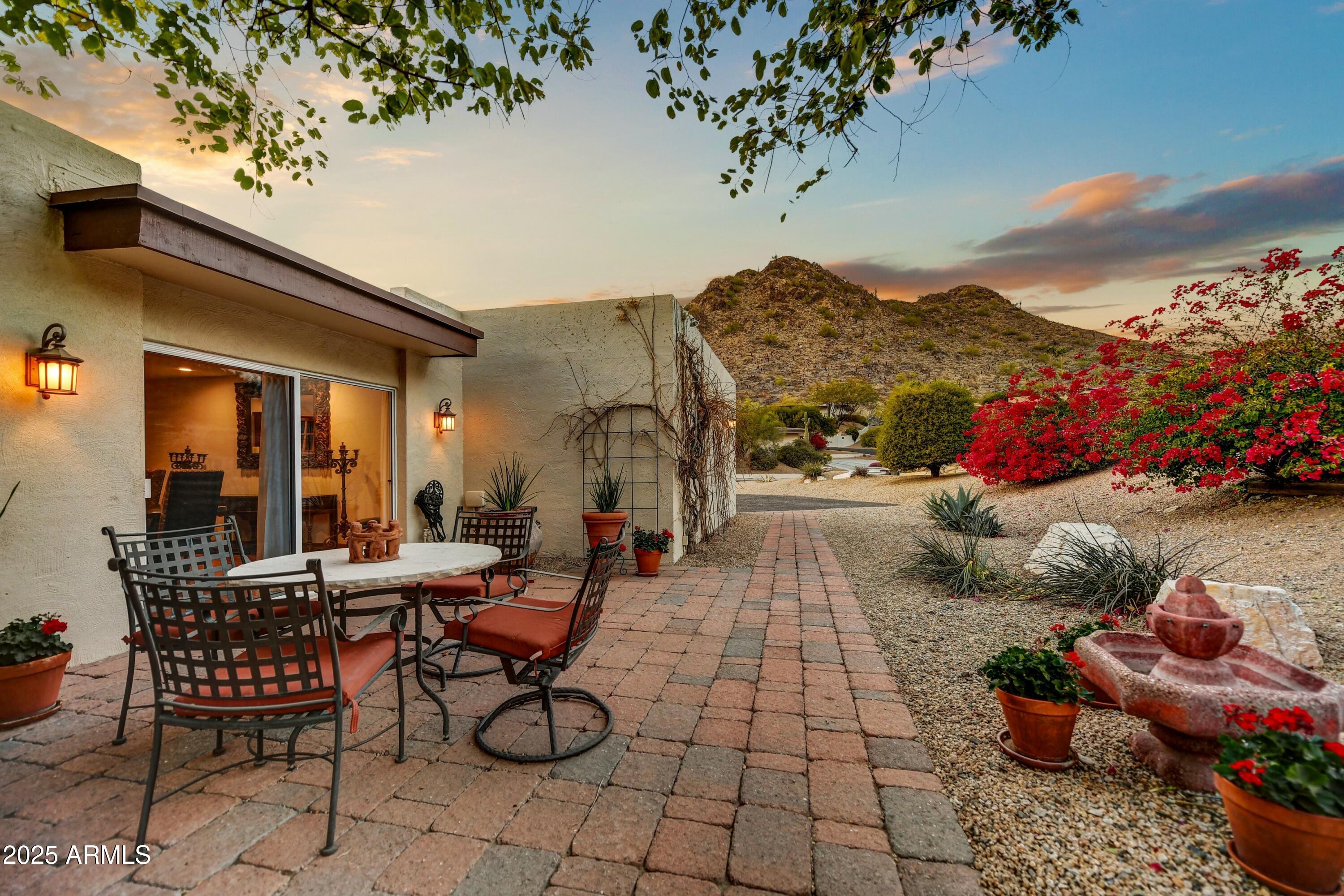 3500 E LINCOLN Drive # 6
