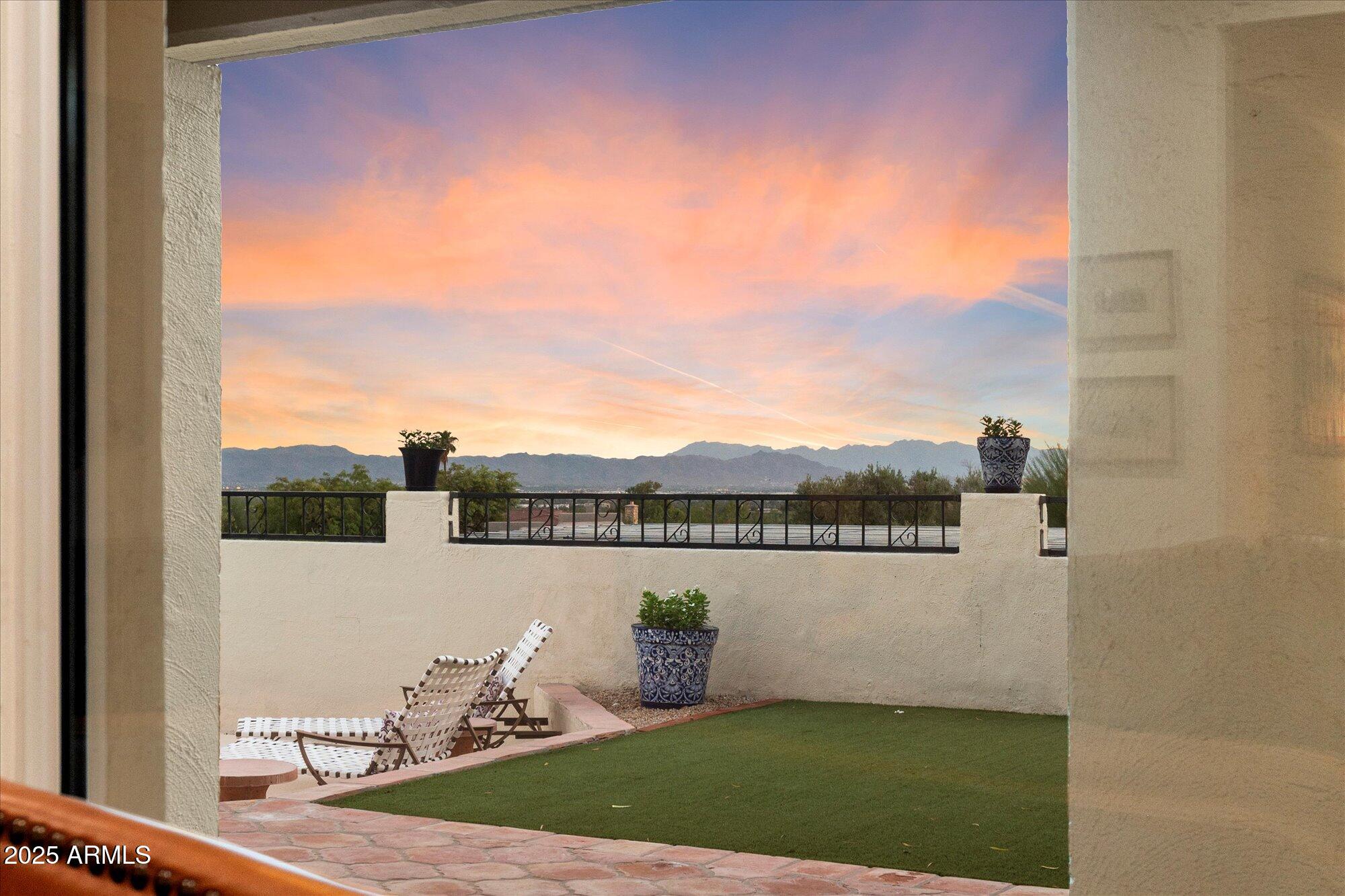 3500 E LINCOLN Drive # 6