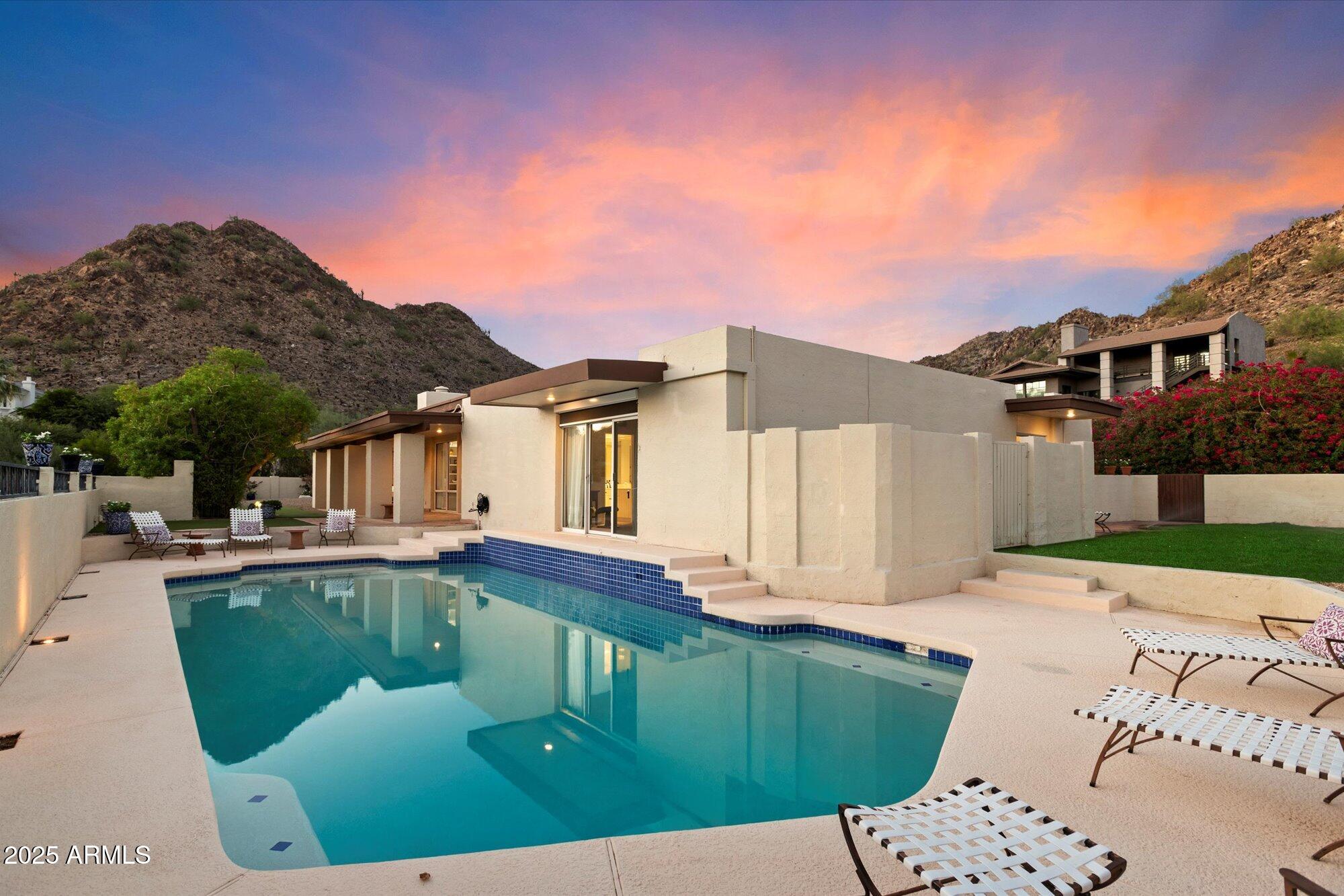 3500 E LINCOLN Drive # 6