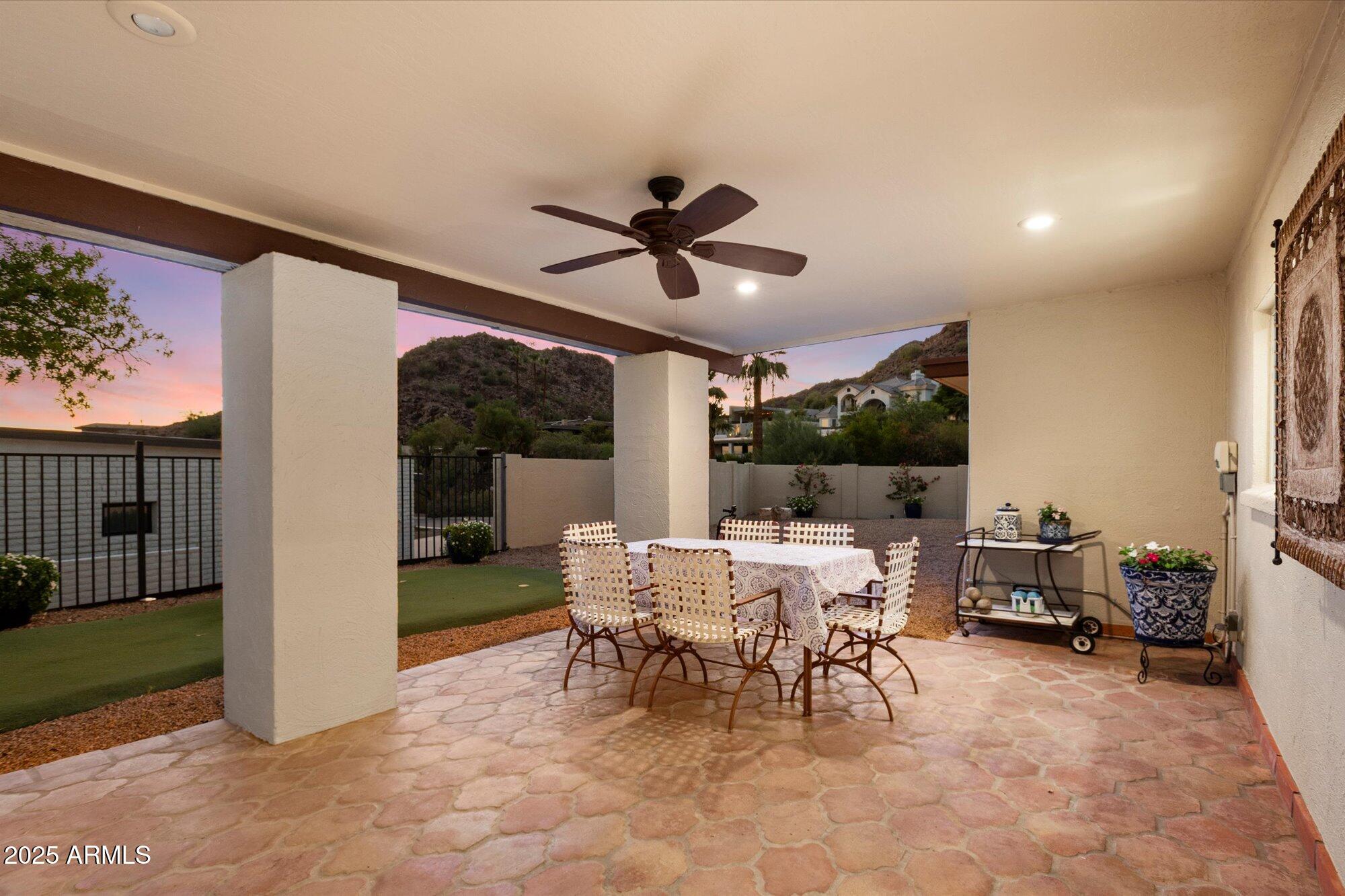 3500 E LINCOLN Drive # 6
