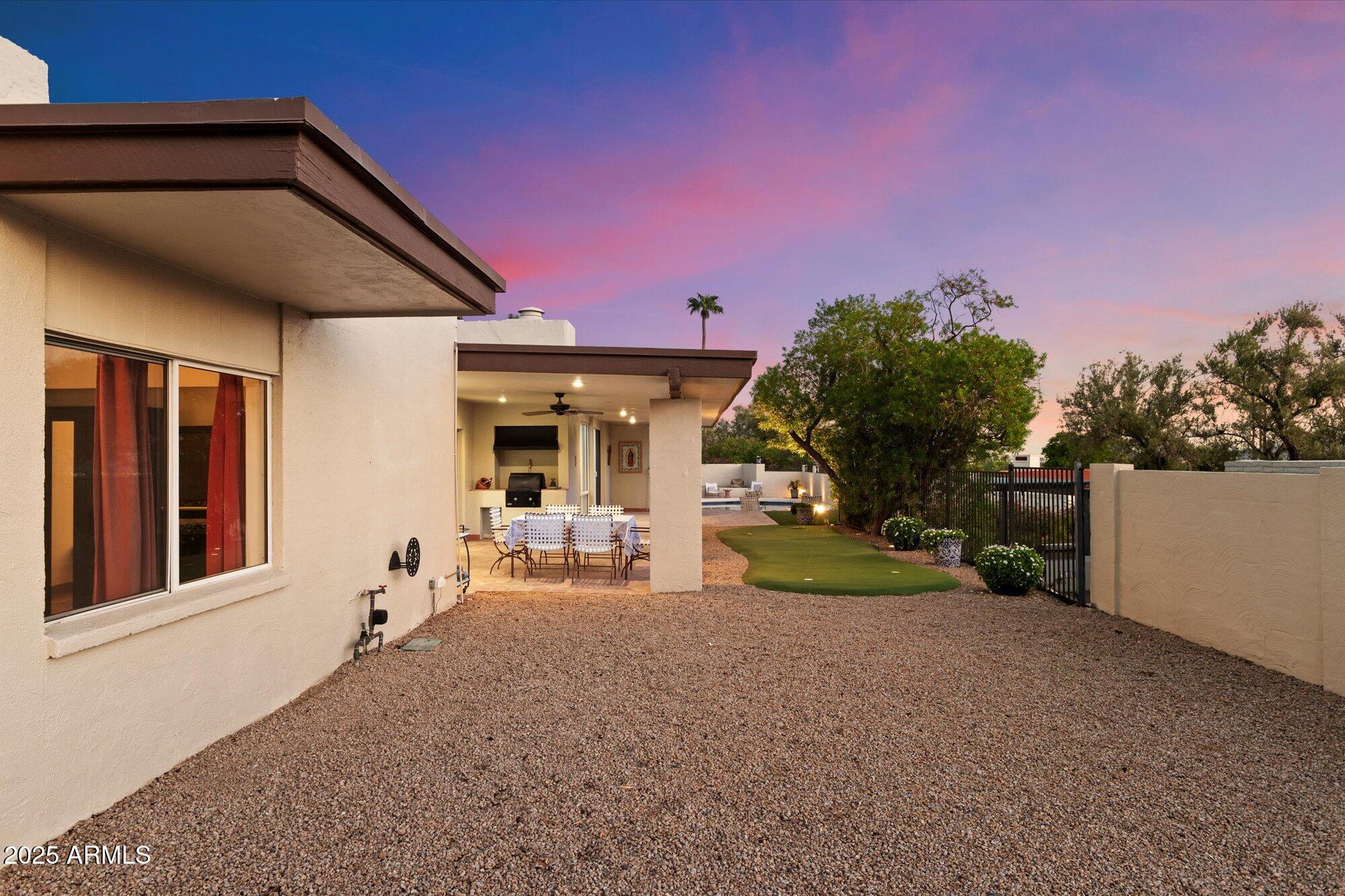 3500 E LINCOLN Drive # 6