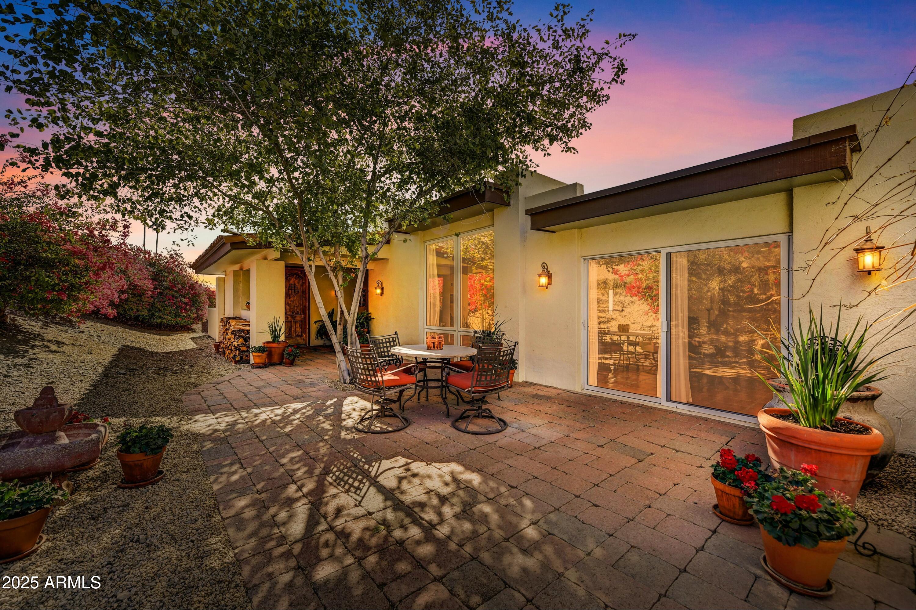 3500 E LINCOLN Drive # 6