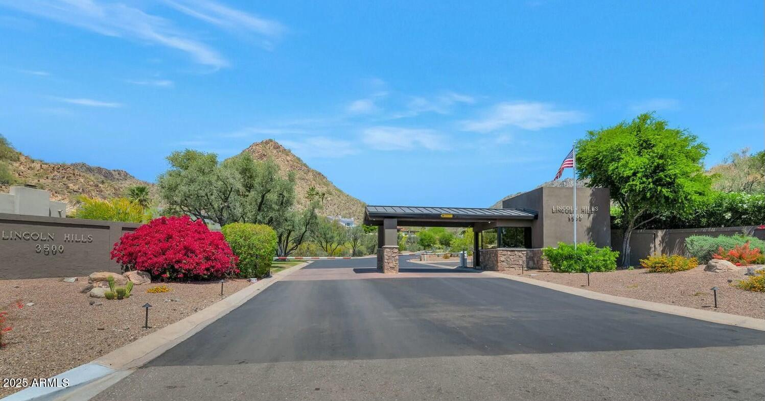3500 E LINCOLN Drive # 6