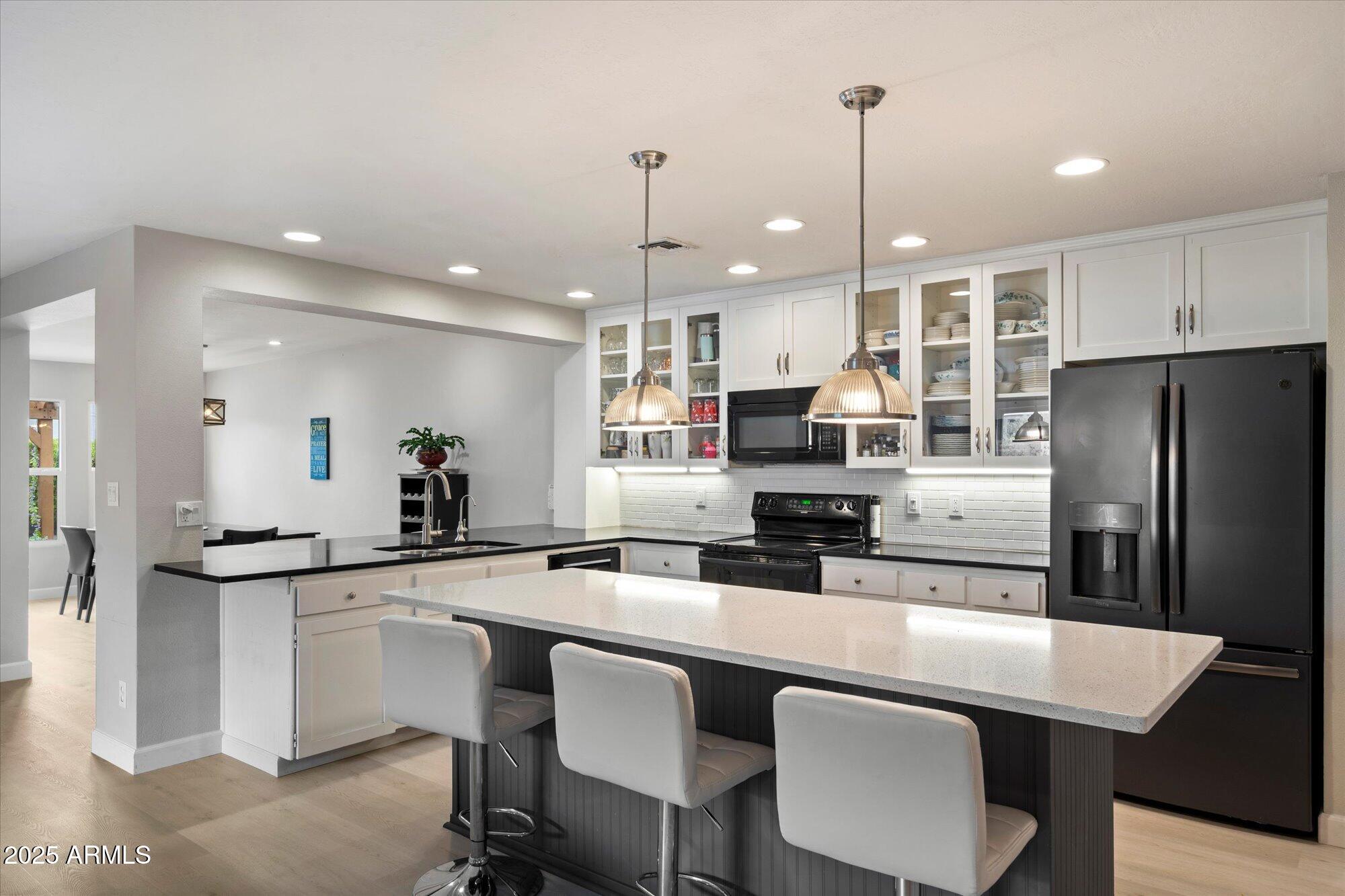 7800 E VIA DEL FUTURO E