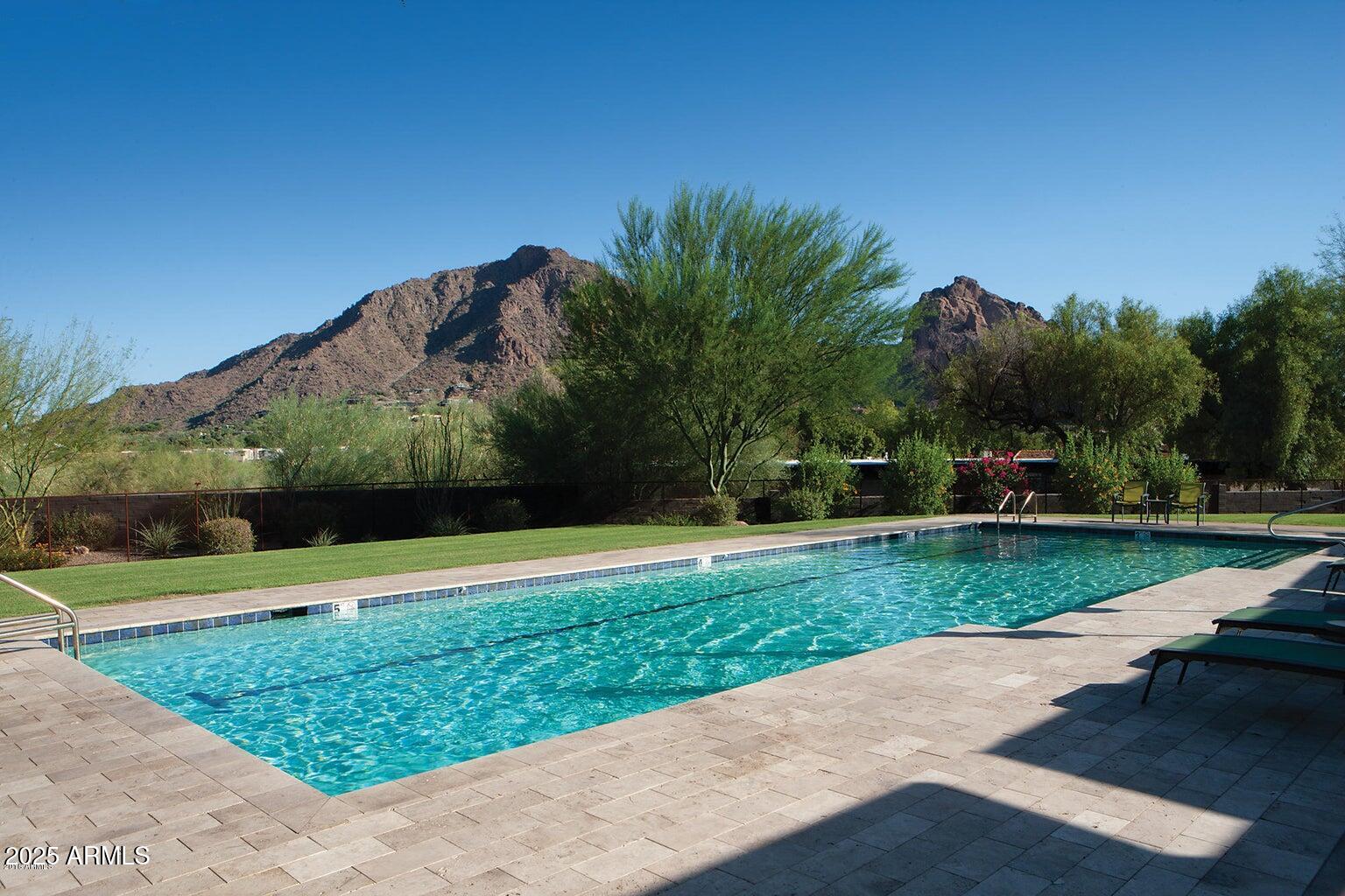 5434 E Lincoln Drive, 78