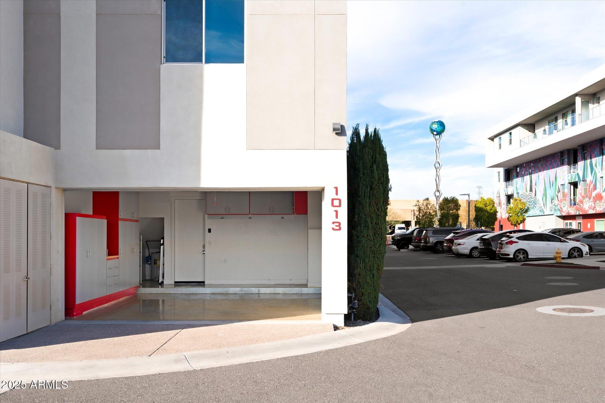 16510 N 92ND Street, 1013