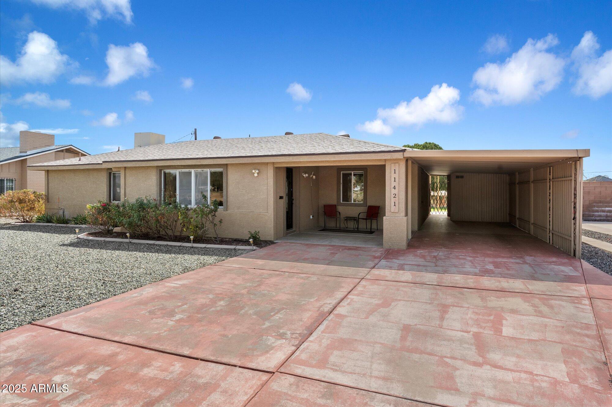 11421 W Lakeshore Drive
