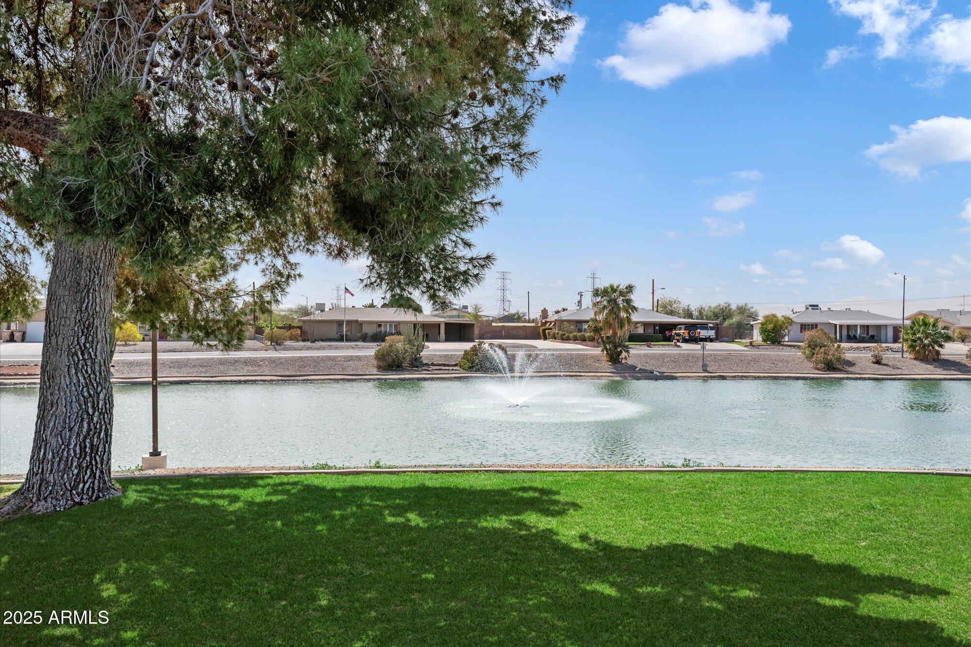 11421 W Lakeshore Drive