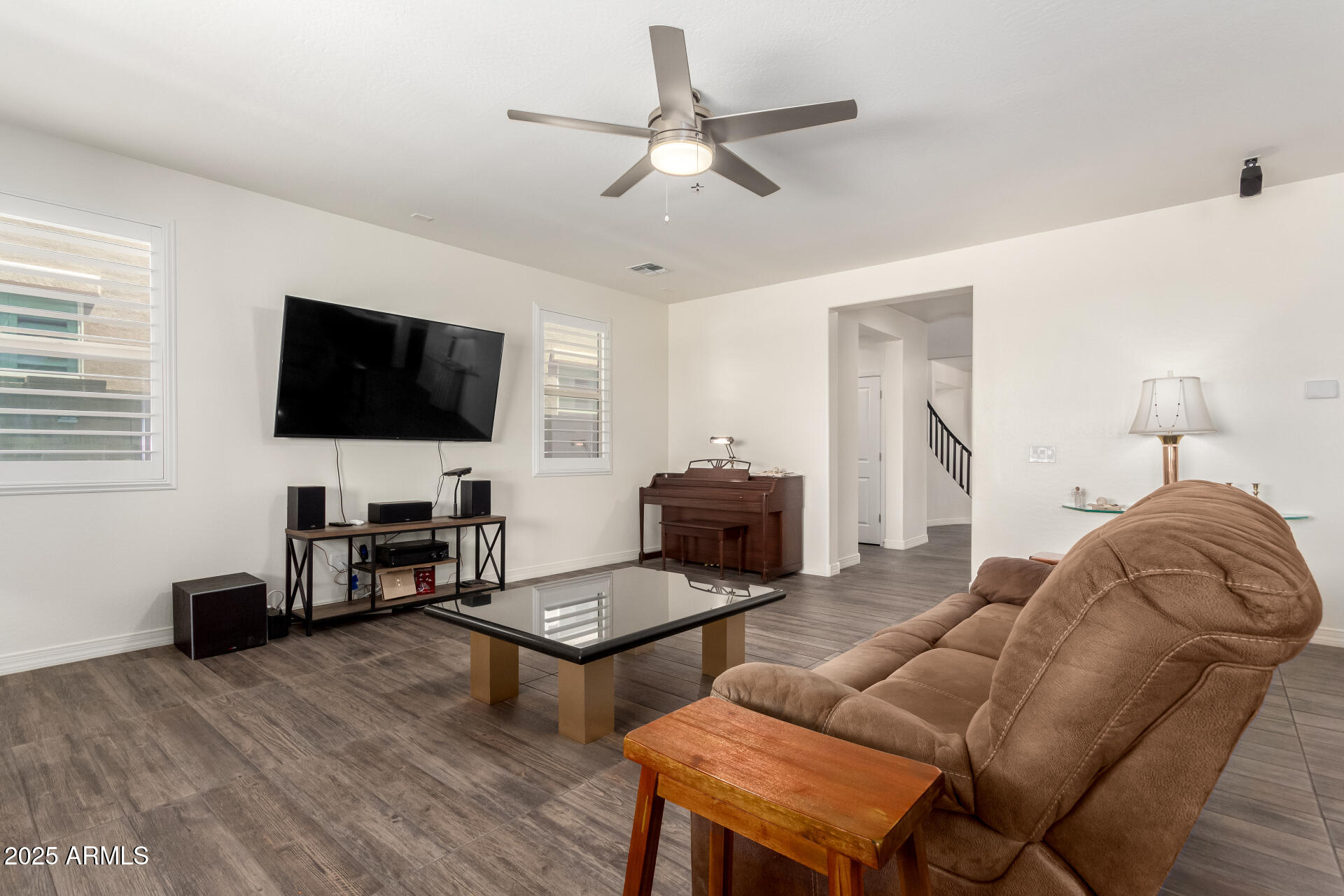 9342 W WHITE FEATHER Lane