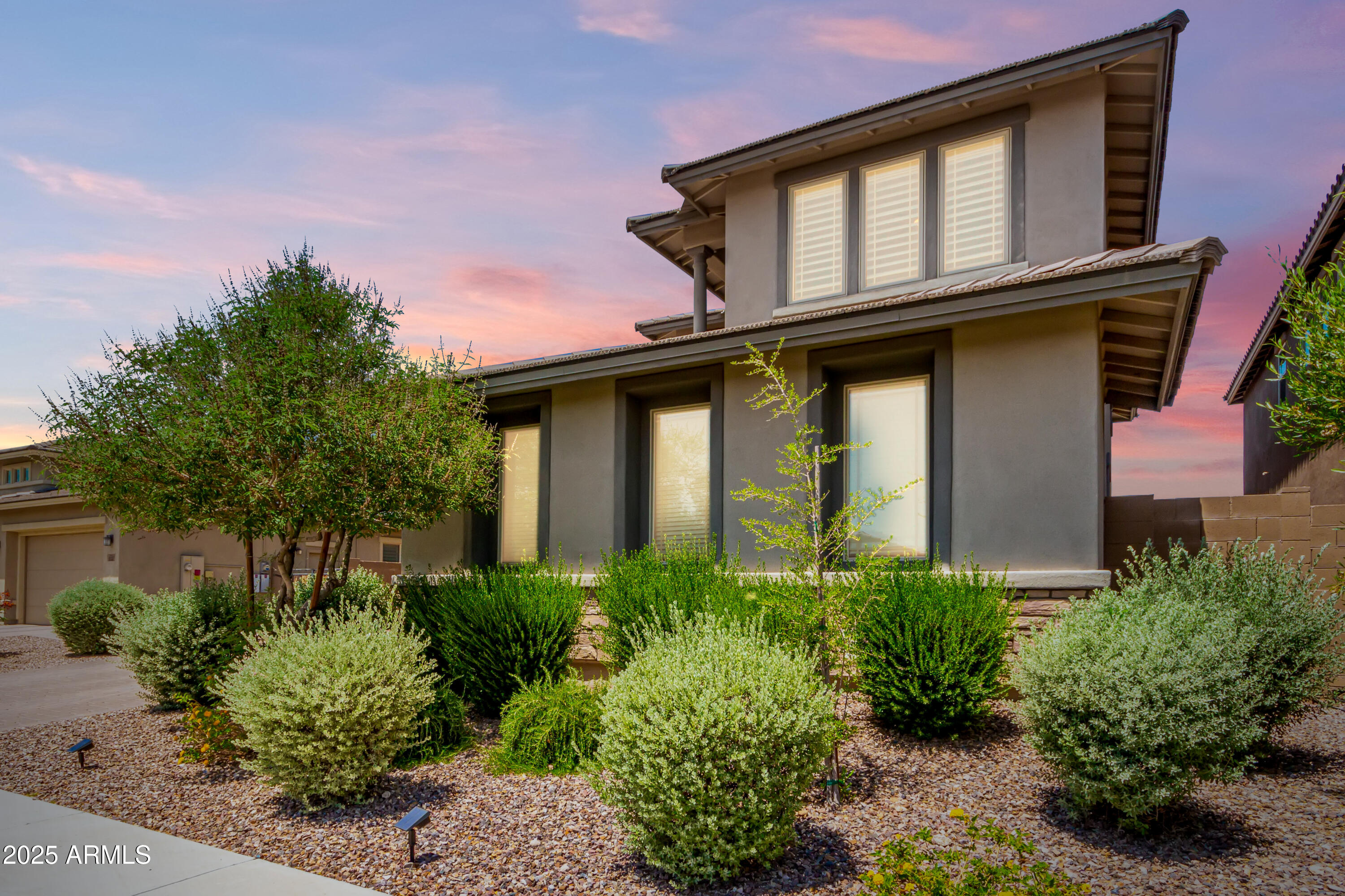 9342 W WHITE FEATHER Lane