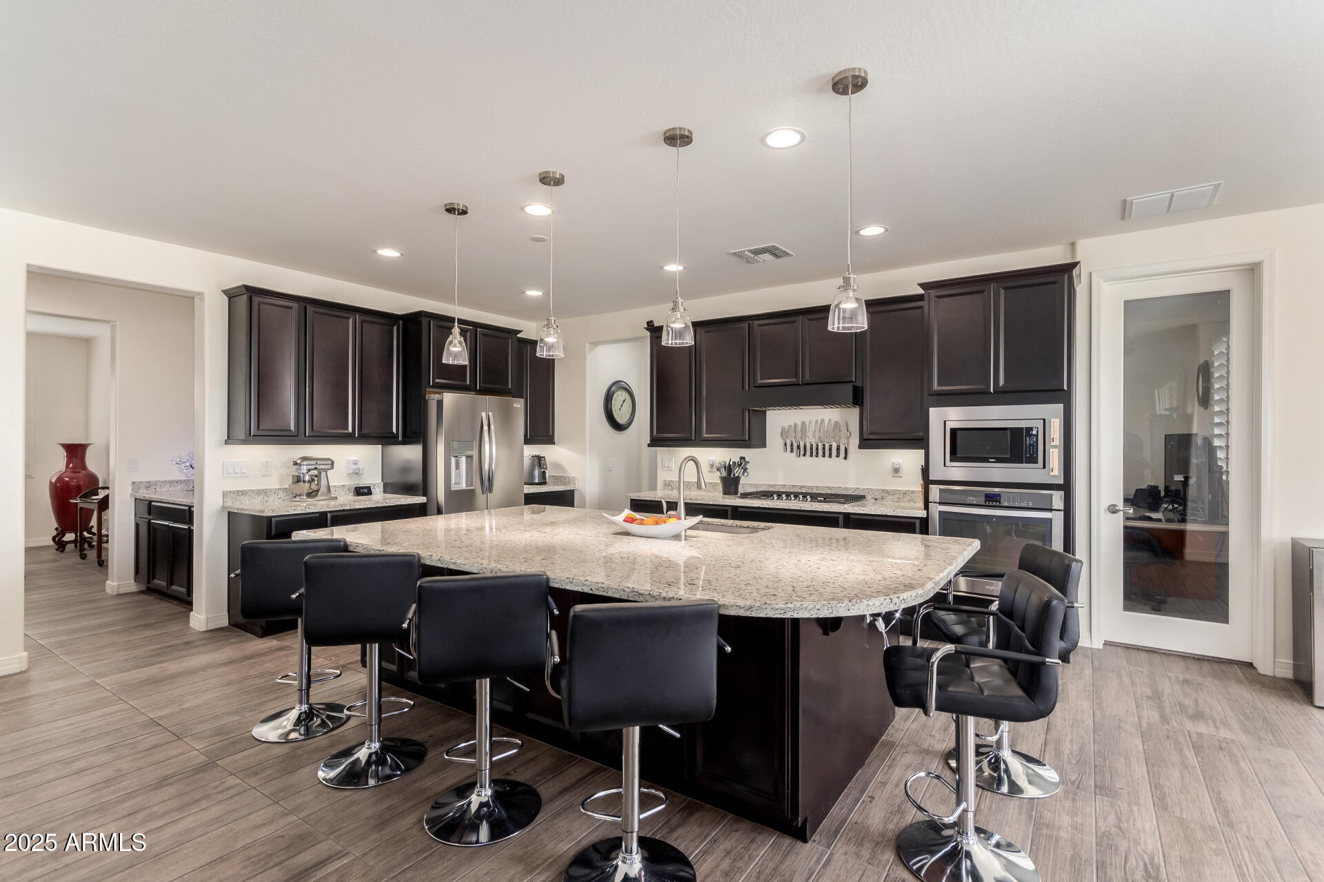 9342 W WHITE FEATHER Lane