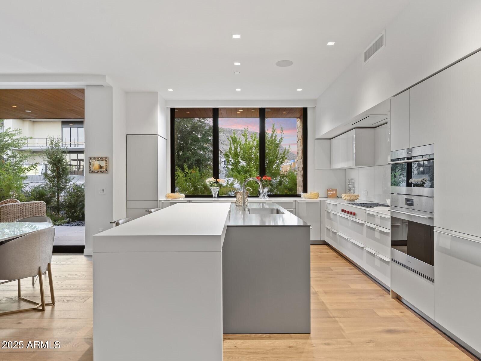 6311 E PHOENICIAN Boulevard, 19
