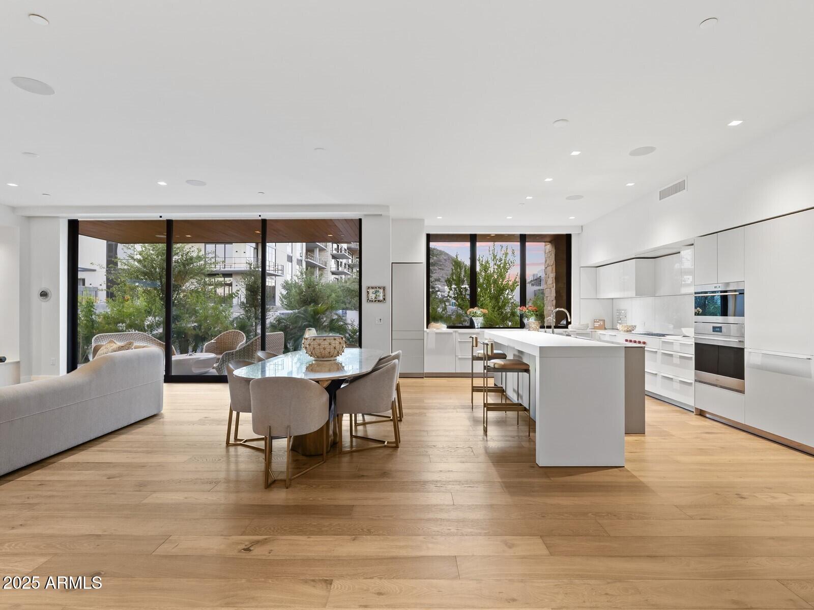 6311 E PHOENICIAN Boulevard, 19