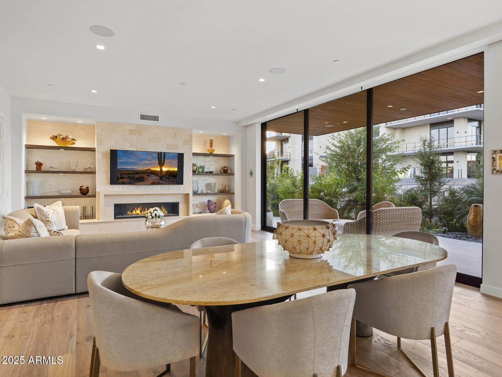 6311 E PHOENICIAN Boulevard, 19