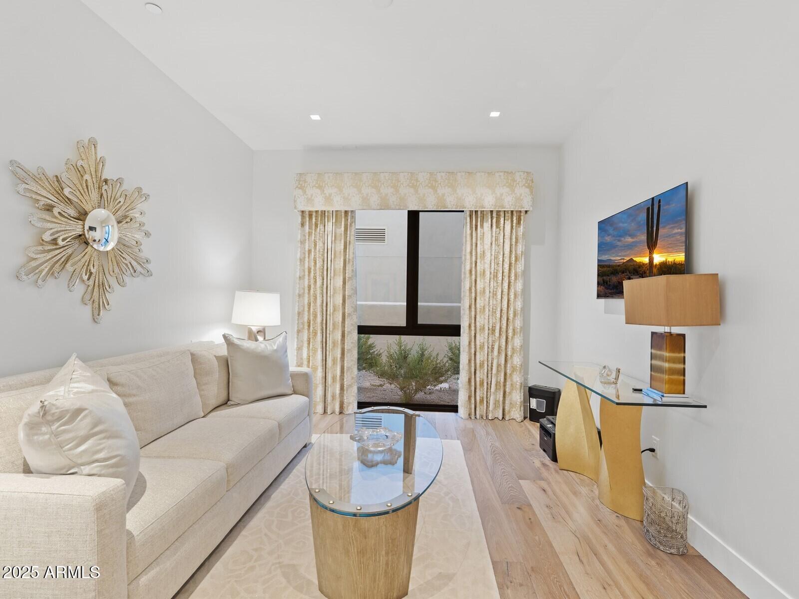 6311 E PHOENICIAN Boulevard, 19